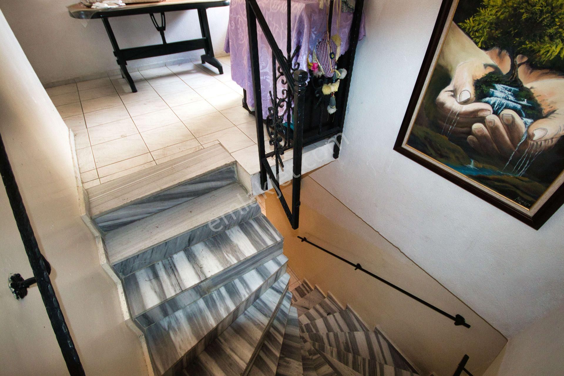 Aktif'ten Akçay Merkez'de Satılık Denize 300mt Çift Mutfaklı 4+1 Dublex - Görsel 15