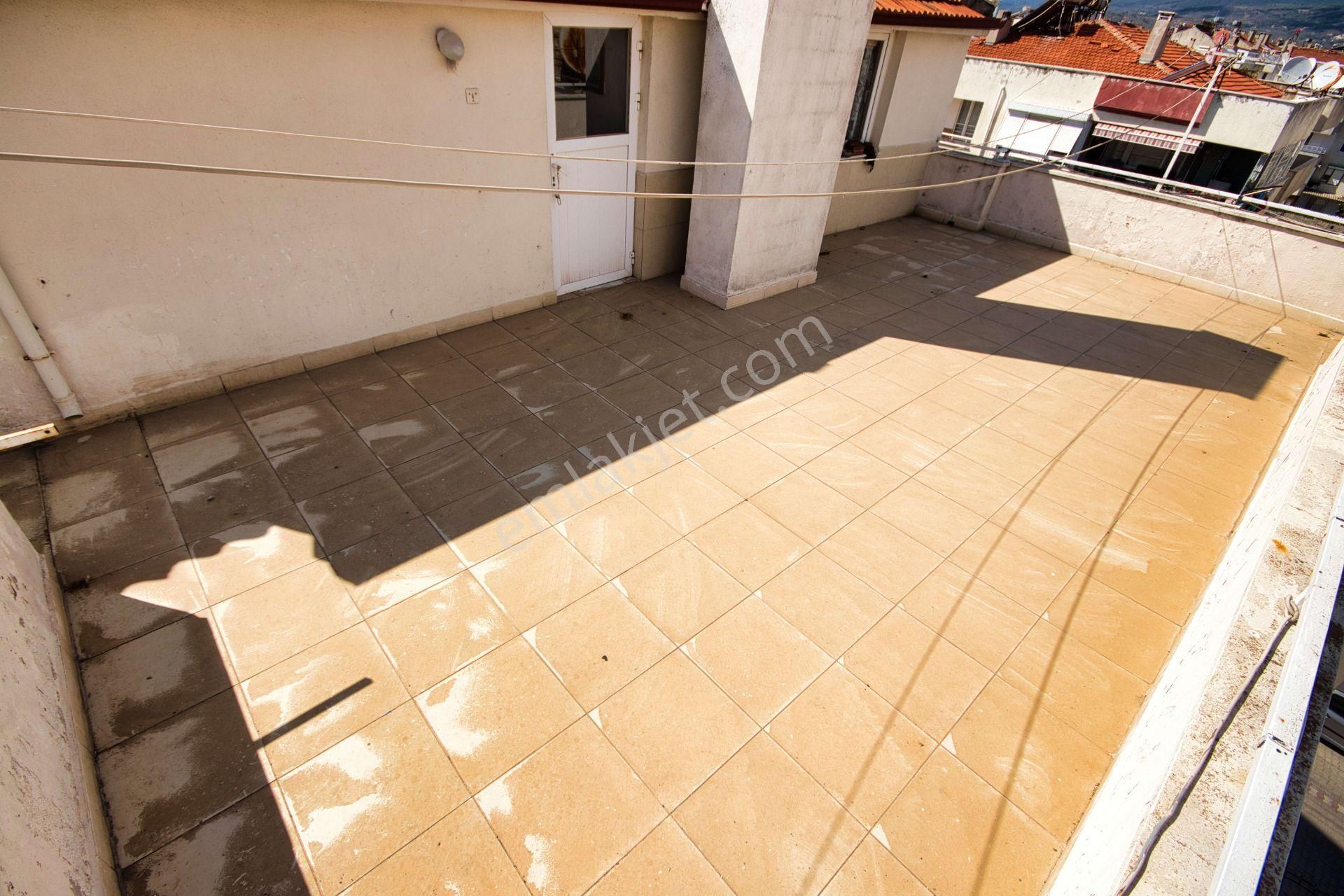 Aktif'ten Akçay Merkez'de Satılık Denize 300mt Çift Mutfaklı 4+1 Dublex - Görsel 27