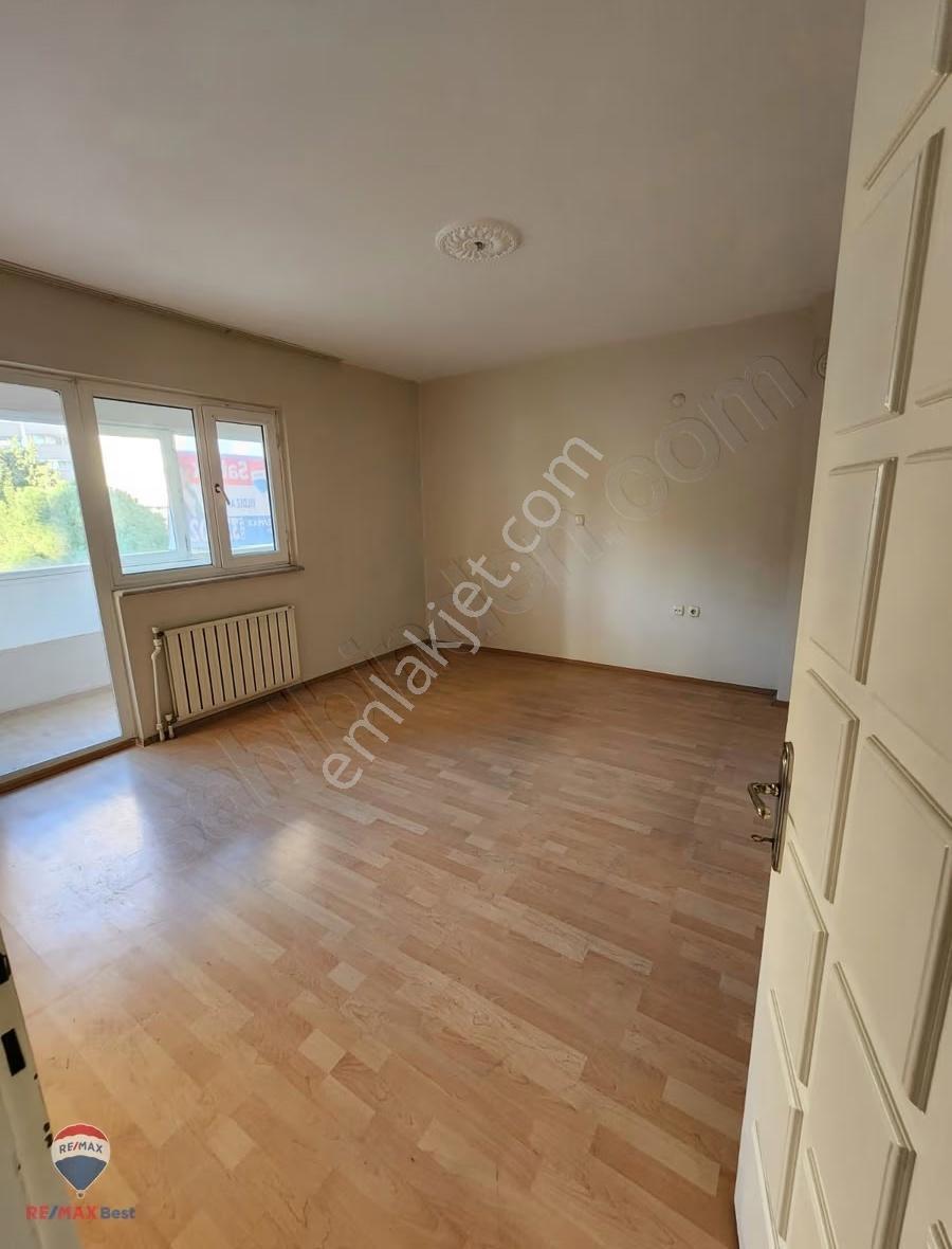 7 Bayraklı 75.yıl Mahallesi Görkent Sitesi 3+1 Satılık Daire - Görsel 32