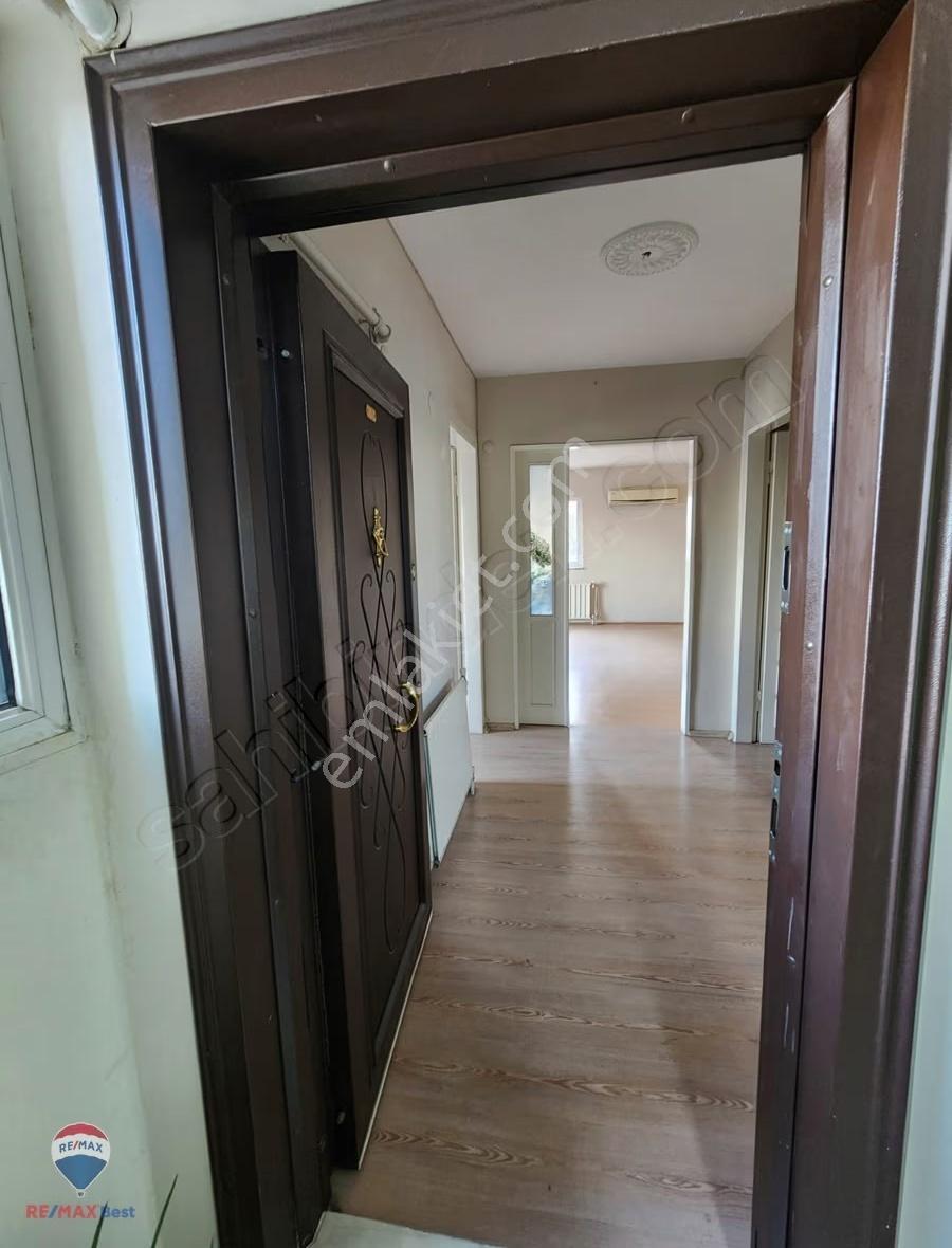 7 Bayraklı 75.yıl Mahallesi Görkent Sitesi 3+1 Satılık Daire - Görsel 7