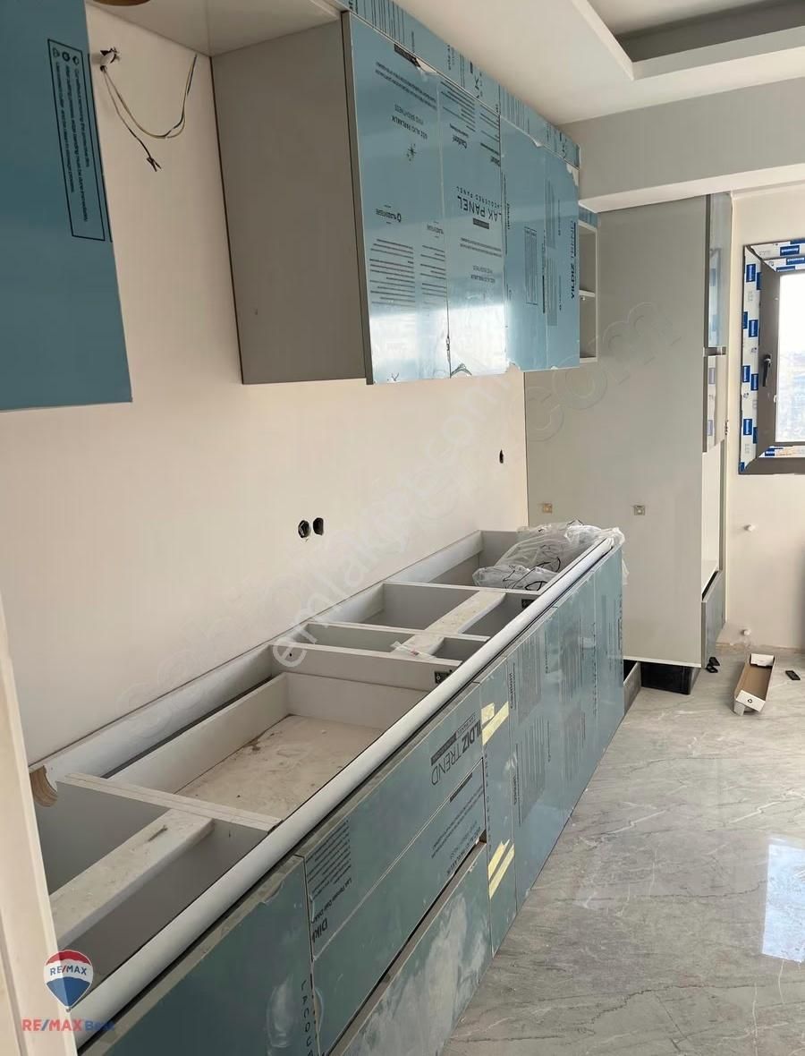 143 Bayraklı Manavkuyu'da Ebeveyn Banyolu 3+1 Satılık Daıre - Görsel 16