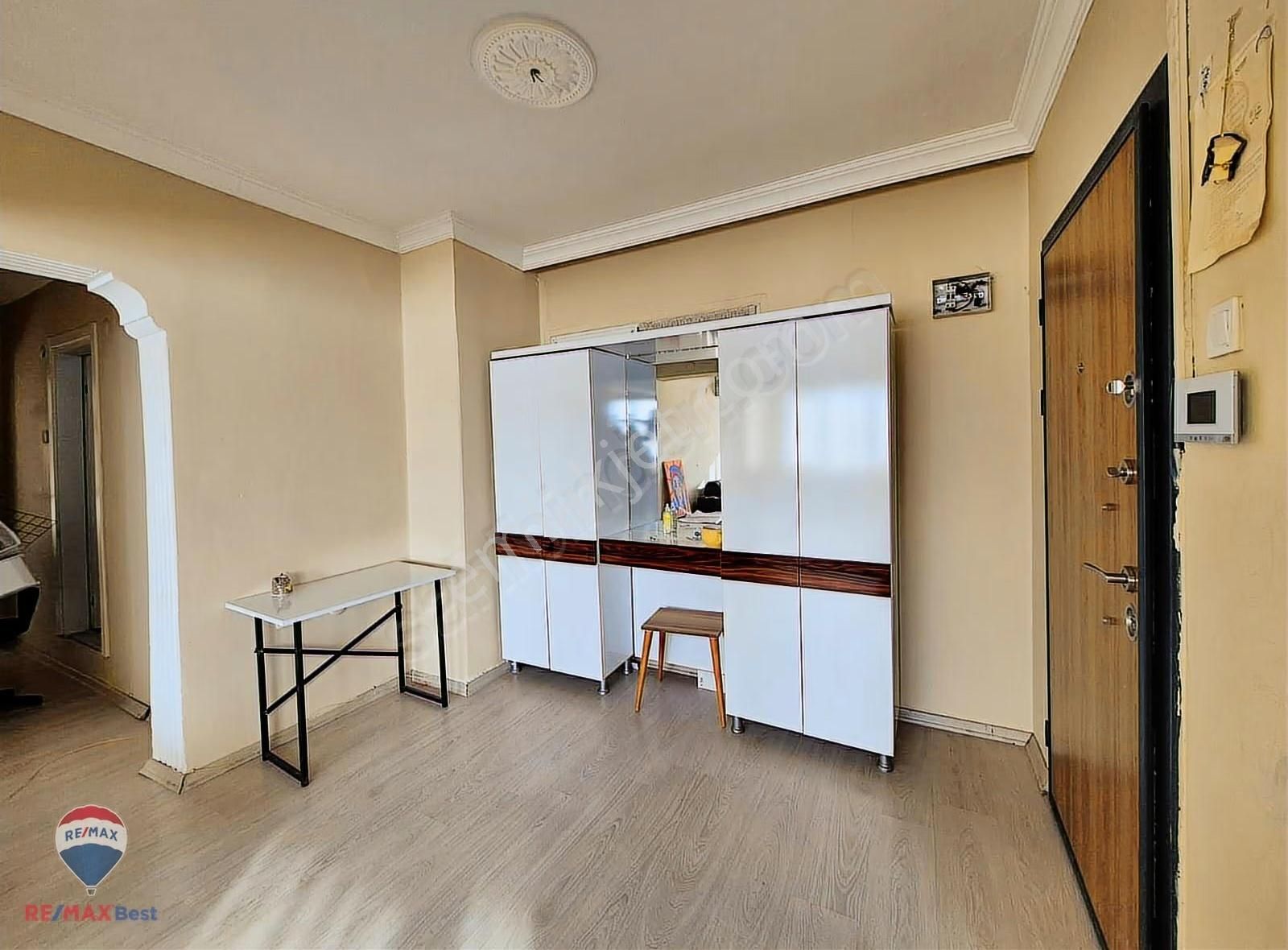 4 Bahçelıevlerde 2+1 Satılık Daıre - Görsel 28