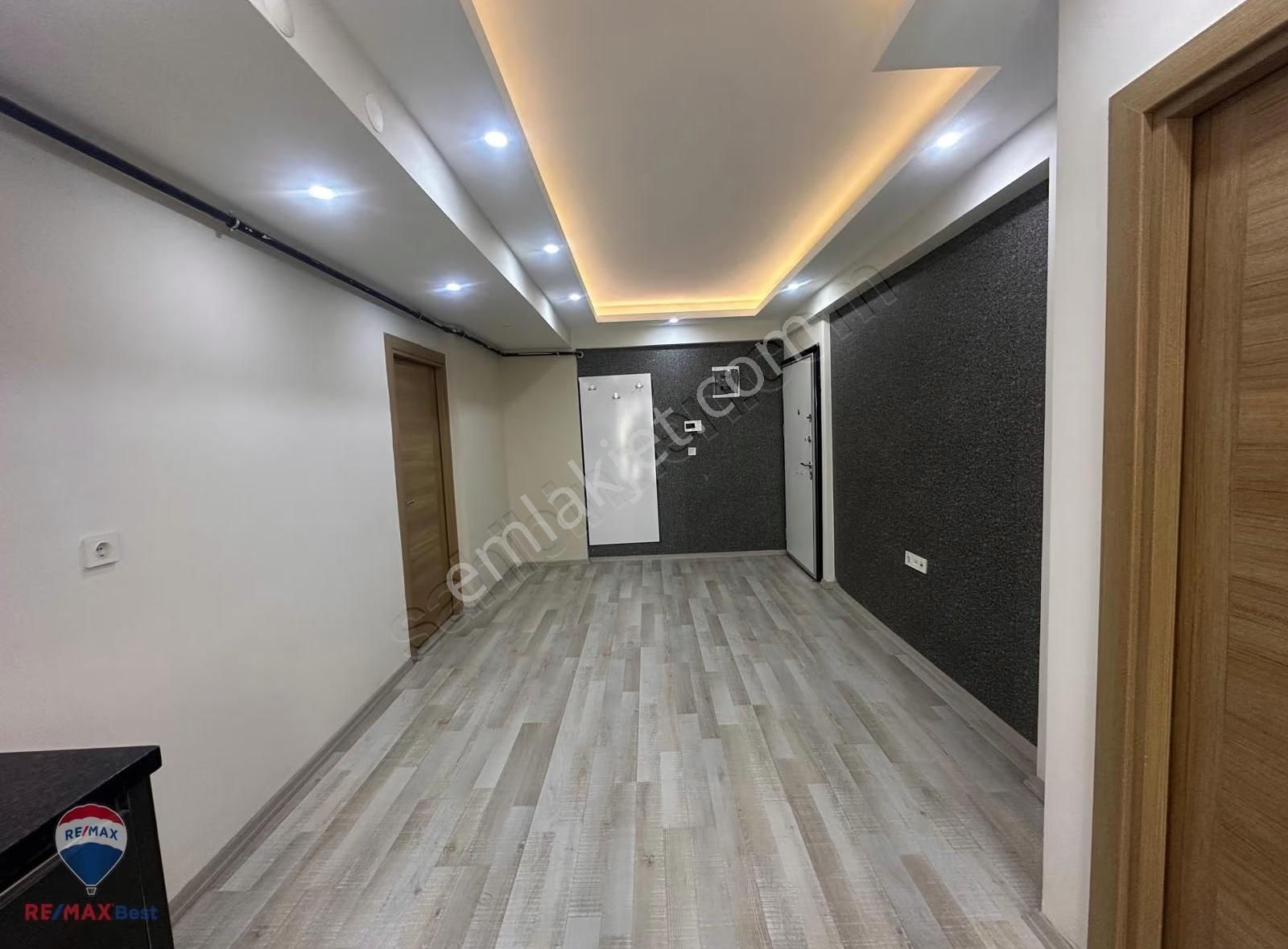 9 Demirköprü'de Ordu Bulvarı Yakını 1+1 Satılık Daıre - Görsel 19