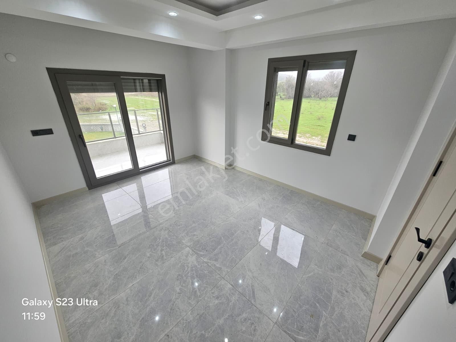 Eu Gayrimenkulden Balıkesir Edremit Akçayda 600 Metrekare Arsa İçinde Tek Müstakil Havuzlu - Görsel 3