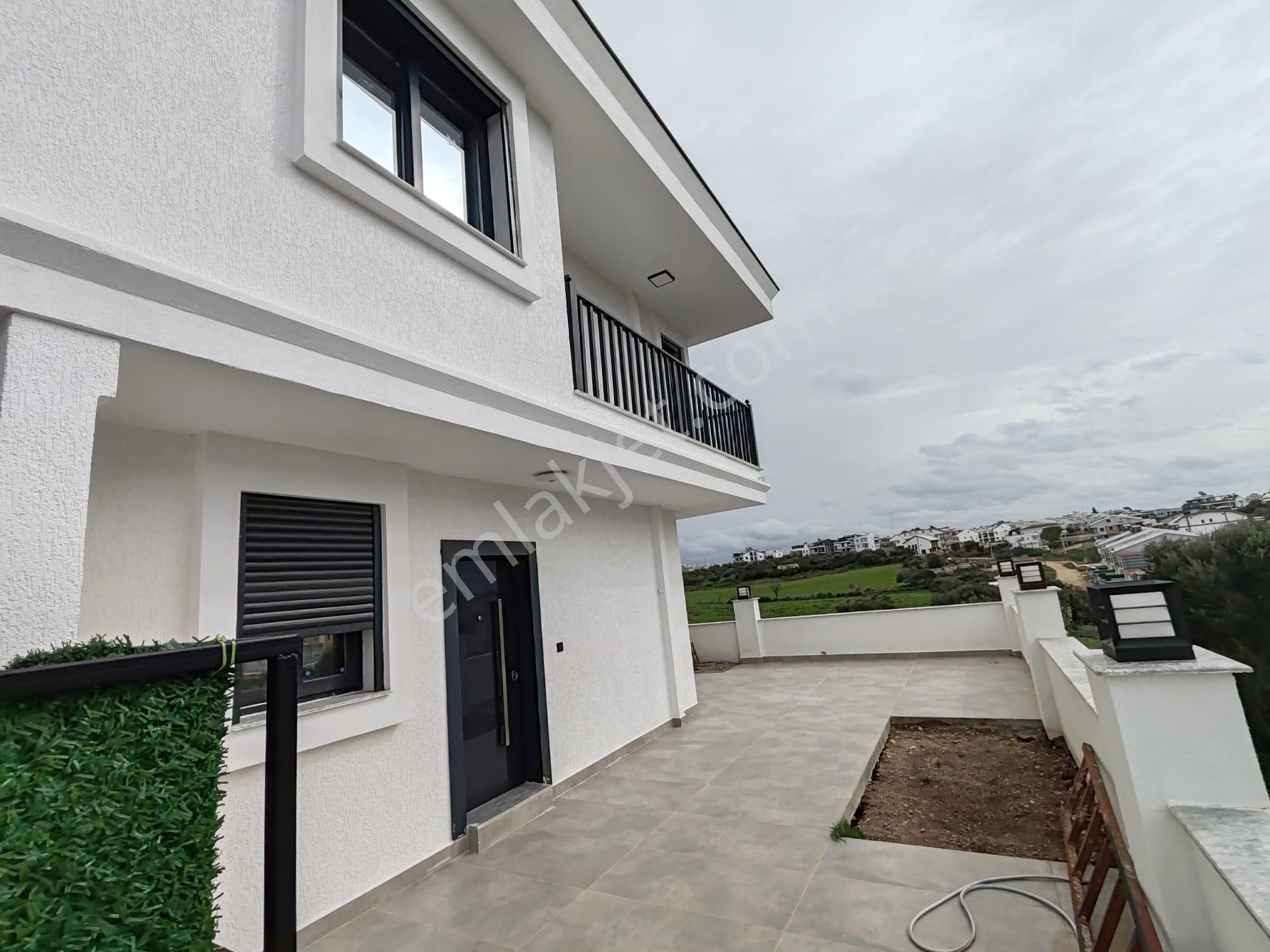 Didim Hisar'da Havuzlu 3+1 Villa Pazarlıklı - Görsel 2