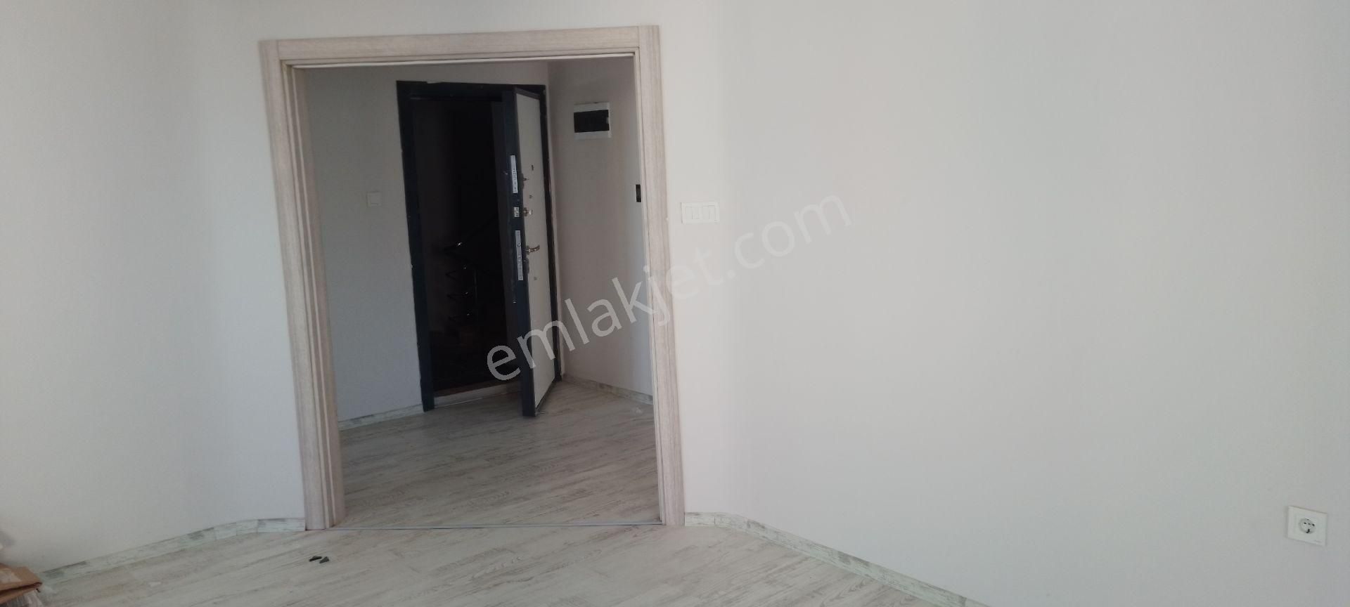 Trabzon Pelıtli De Sıfır Kiralık 3+1 Daire - Görsel 15