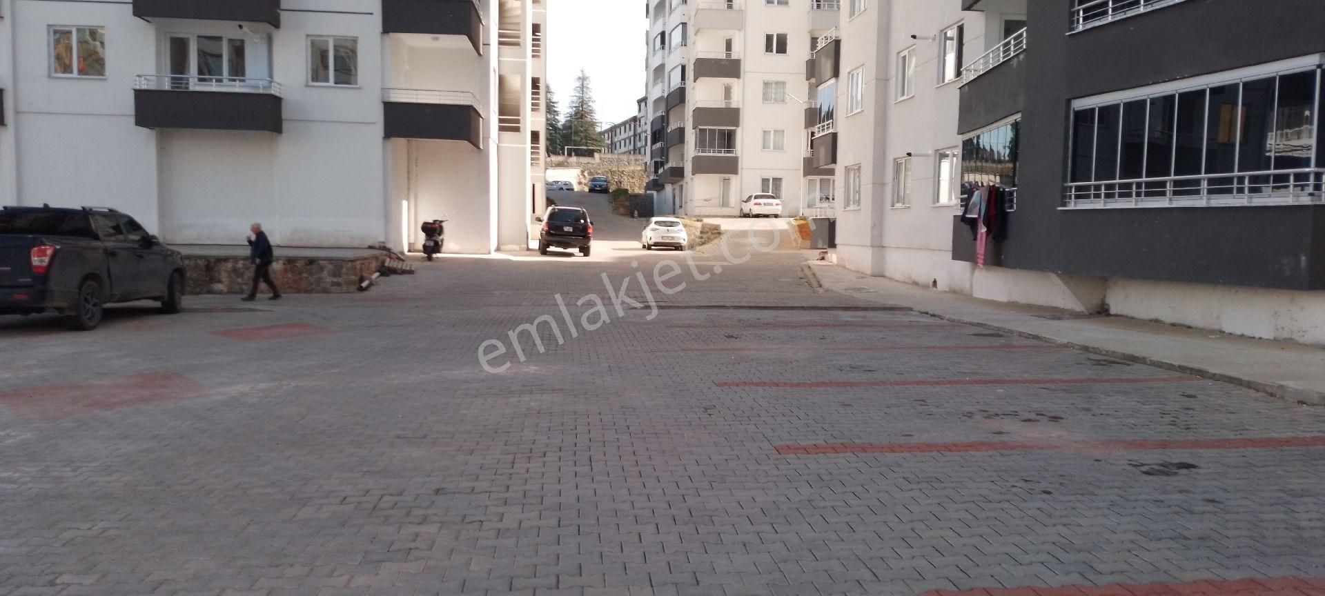 Trabzon Pelıtli De Sıfır Kiralık 3+1 Daire - Görsel 25