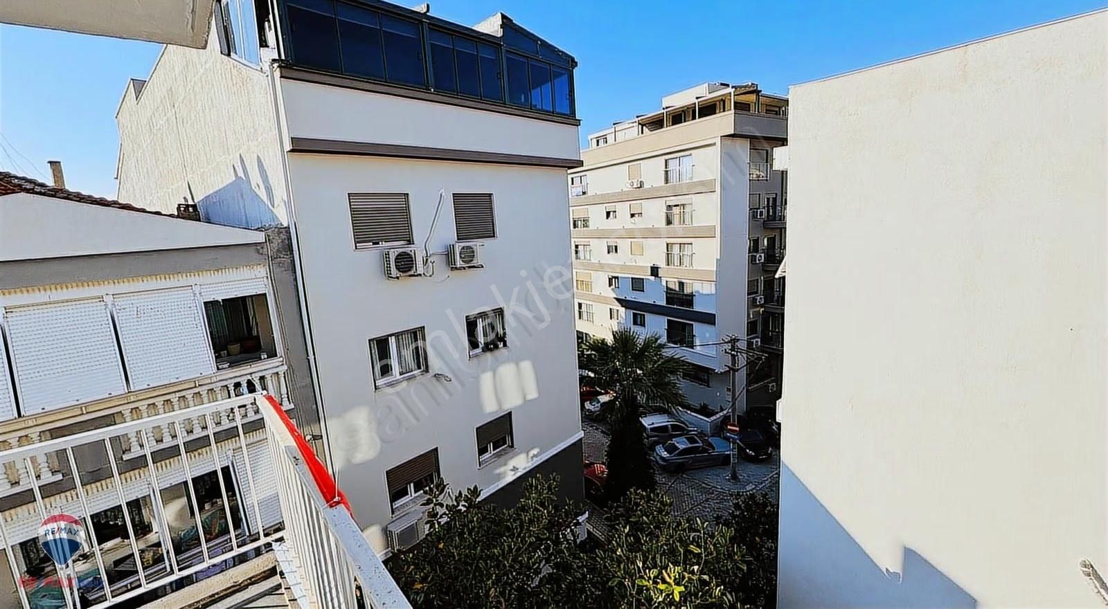 25 Karşıyaka Aksoyda Satılık 2+1 Daıre - Görsel 19