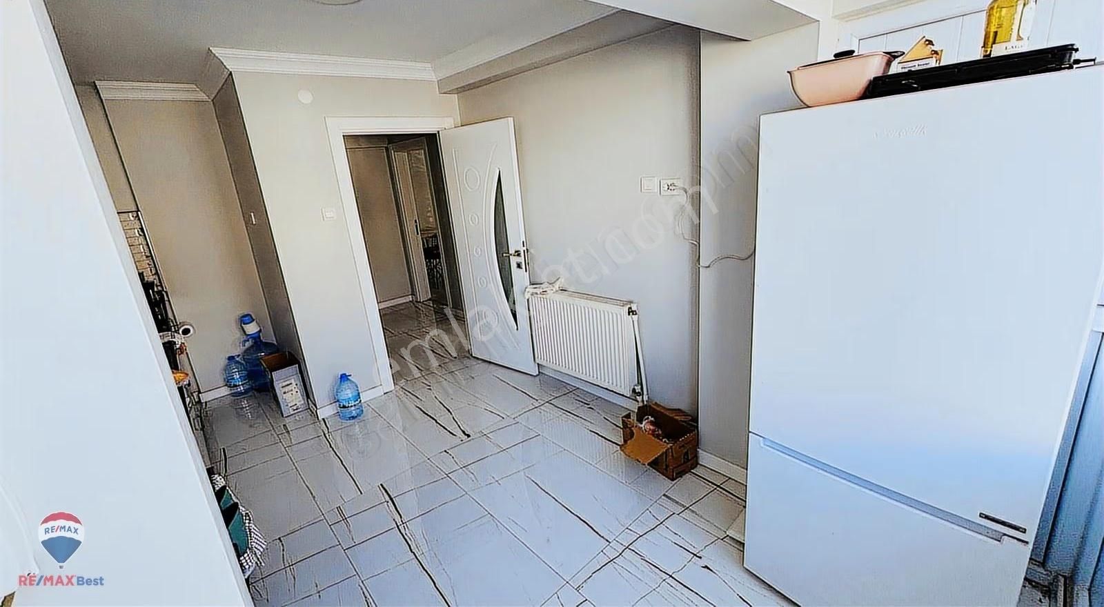 25 Karşıyaka Aksoyda Satılık 2+1 Daıre - Görsel 5