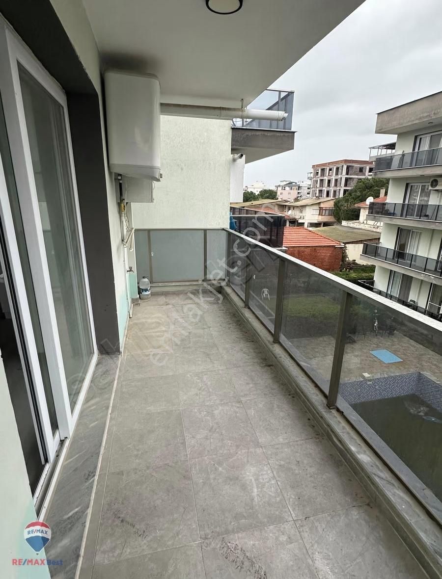 84 Seyrekte Havuzlu Sıtede 1+1 Kıralık Daıre - Görsel 4