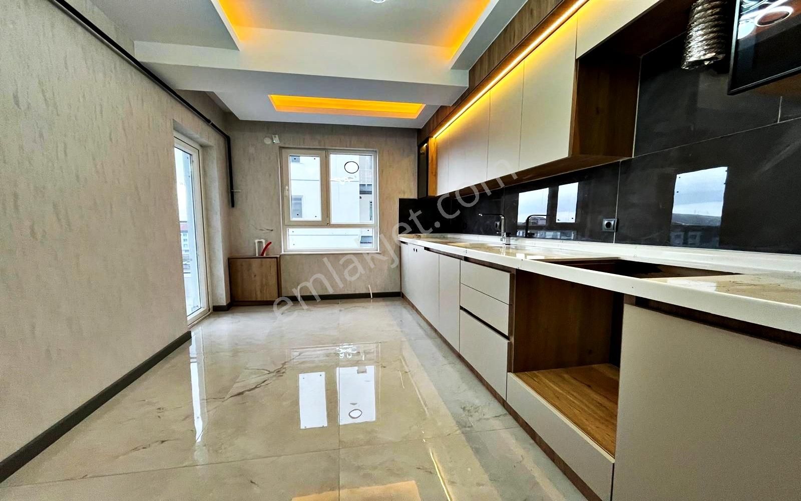 Yenikent Emlak 'tan Süper Lüks Yapılı Daire - Görsel 28