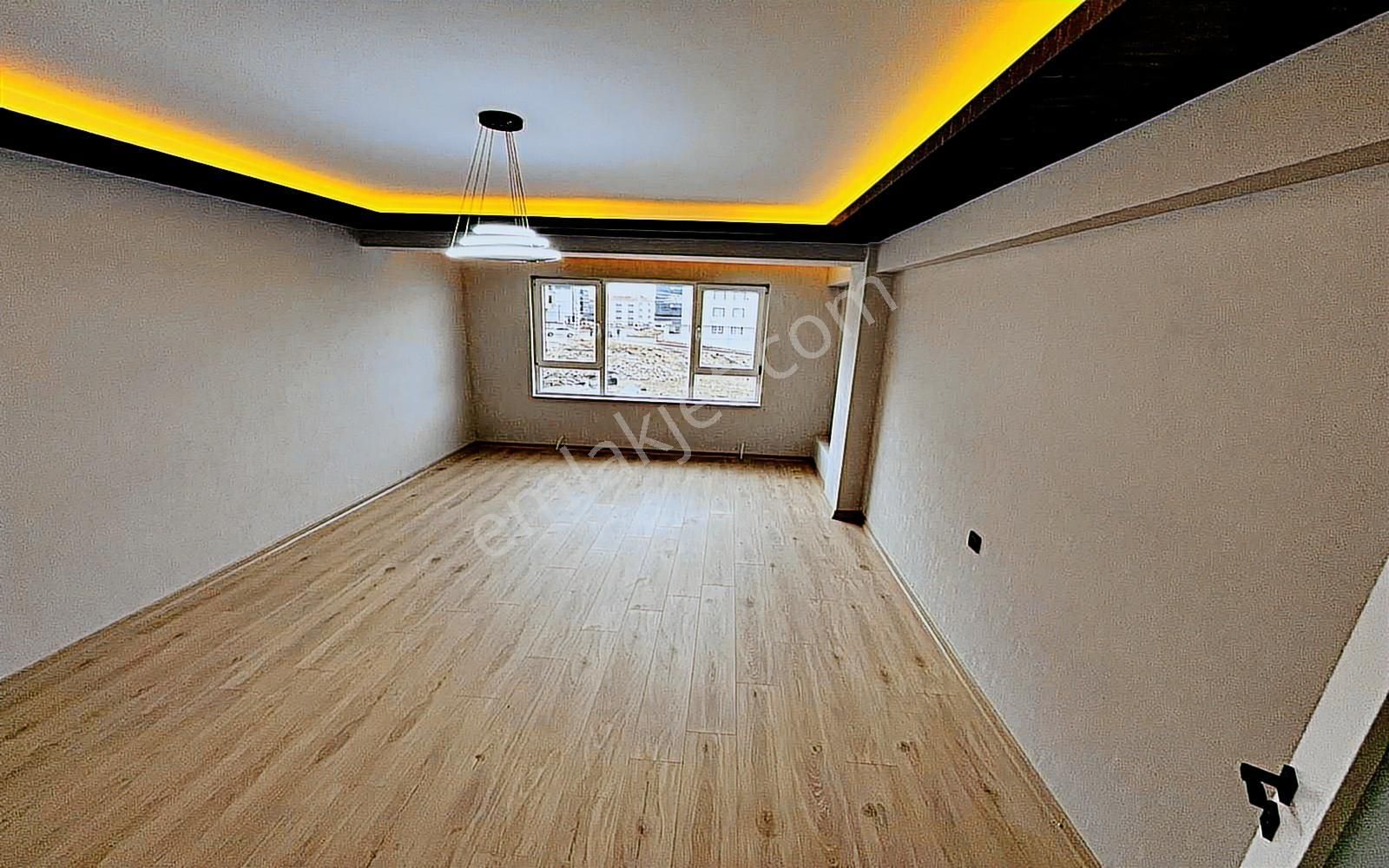 Yenikent Emlak 'tan Süper Lüks Yapılı Daire - Görsel 33