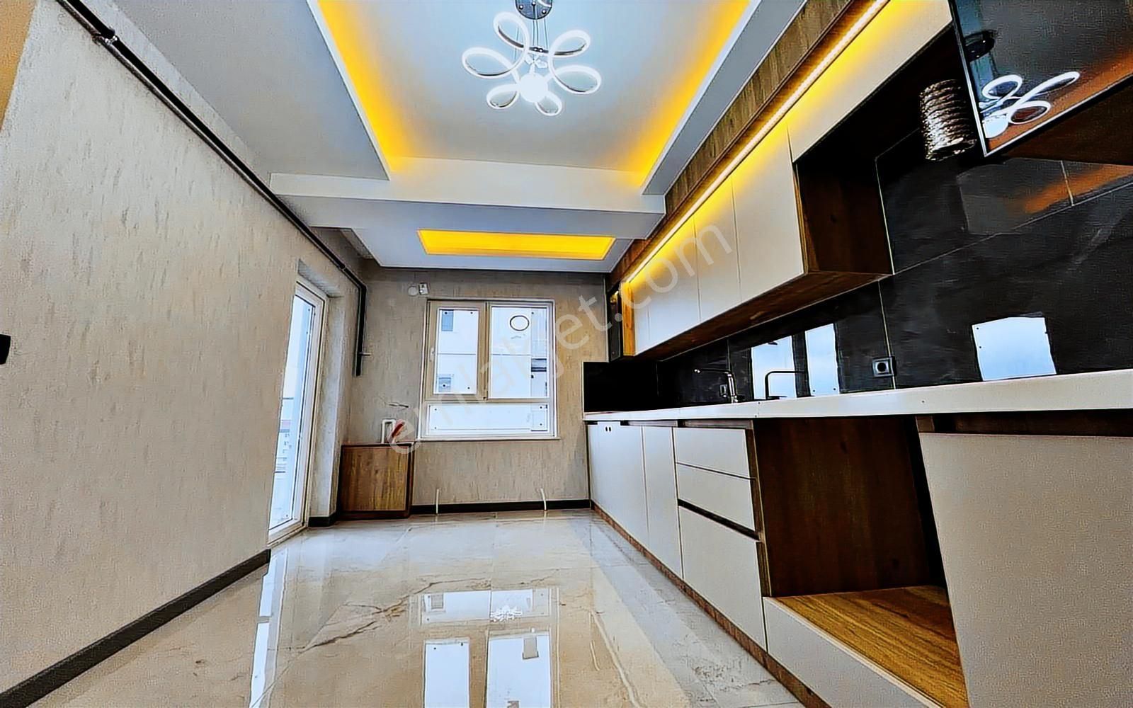 Yenikent Emlak 'tan Süper Lüks Yapılı Daire - Görsel 2