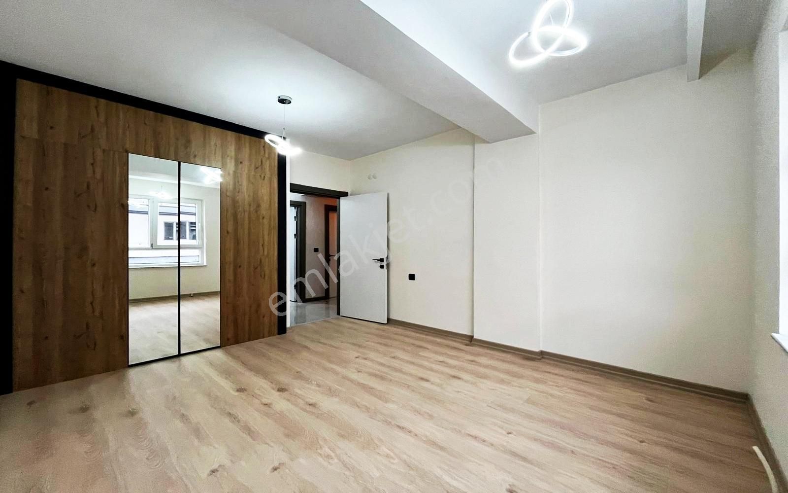 Yenikent Emlak 'tan Süper Lüks Yapılı Daire - Görsel 41