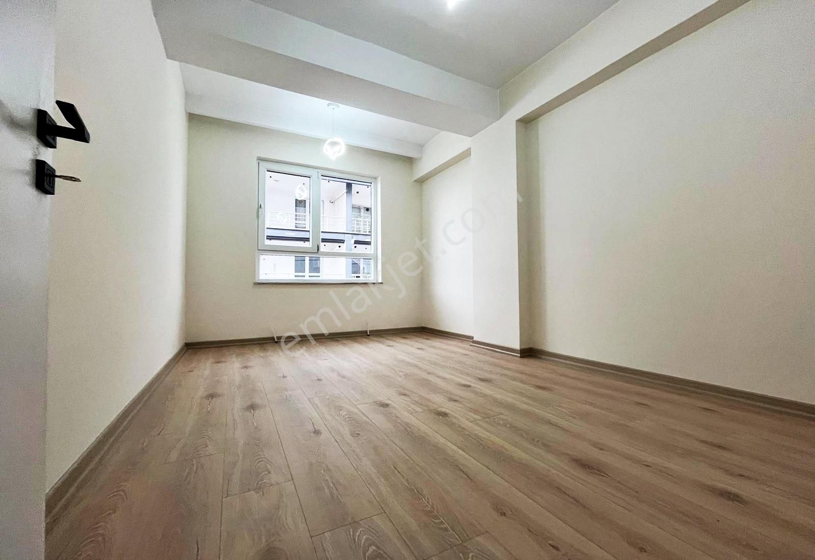 Yenikent Emlak 'tan Süper Lüks Yapılı Daire - Görsel 12