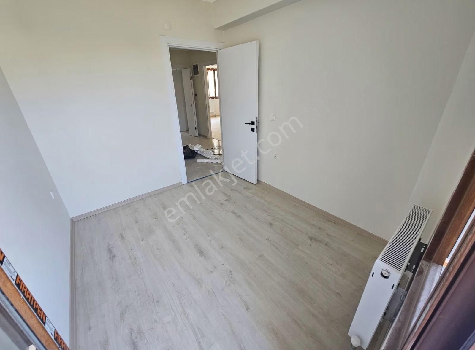 Üsküdar Belediye Karşısı 2+1 Yeni Sıfır Bina Cuma Pazarı İçinde - Görsel 13