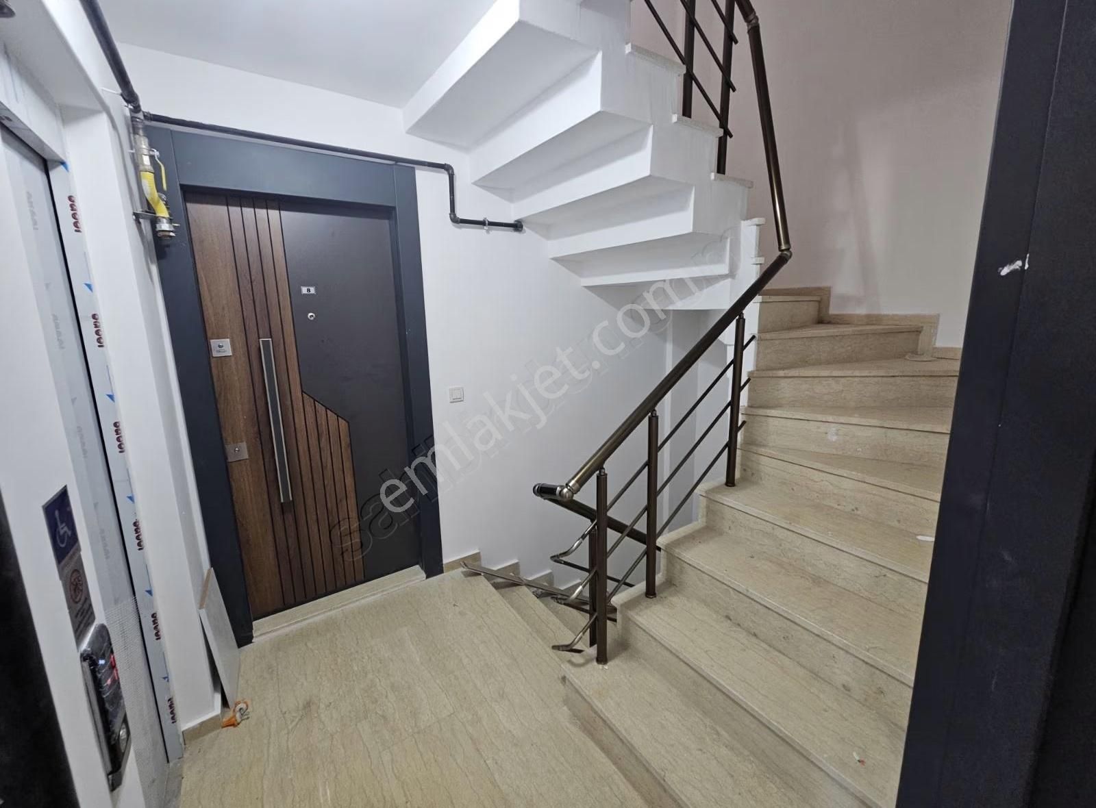 Üsküdar Belediye Karşısı 2+1 Yeni Sıfır Bina Cuma Pazarı İçinde - Görsel 17