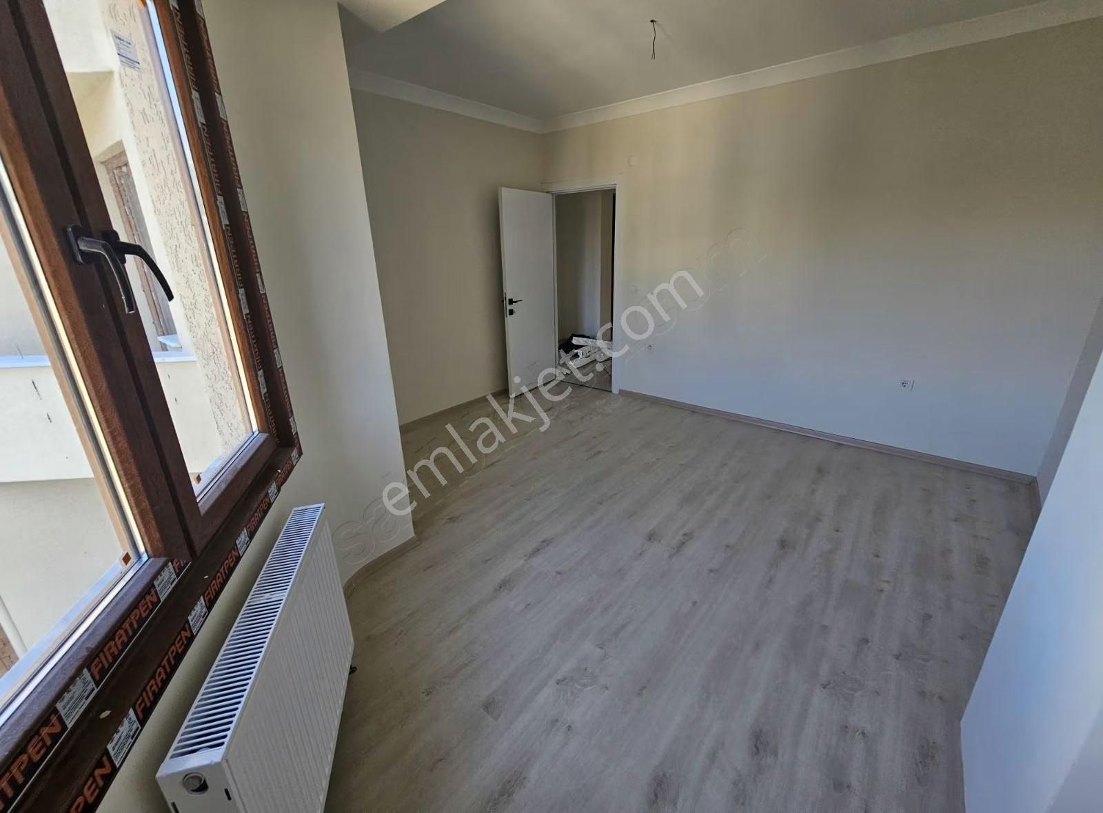 Üsküdar Belediye Karşısı 2+1 Yeni Sıfır Bina Cuma Pazarı İçinde - Görsel 6