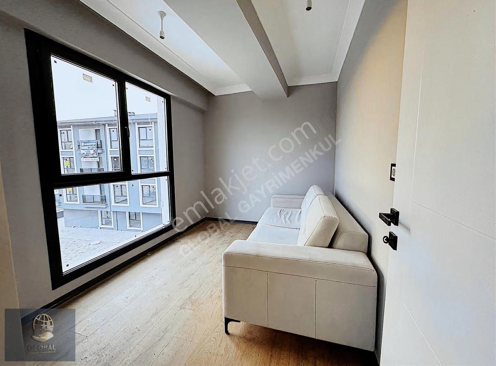 Çorlu Rumeli Mahallesi İsmet Paşa Bulvarında Havuzlu Sitede 1+1 - Görsel 7