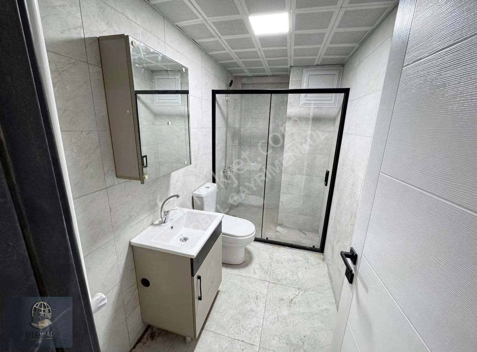 Çorlu Rumeli Mahallesi İsmet Paşa Bulvarında Havuzlu Sitede 1+1 - Görsel 3