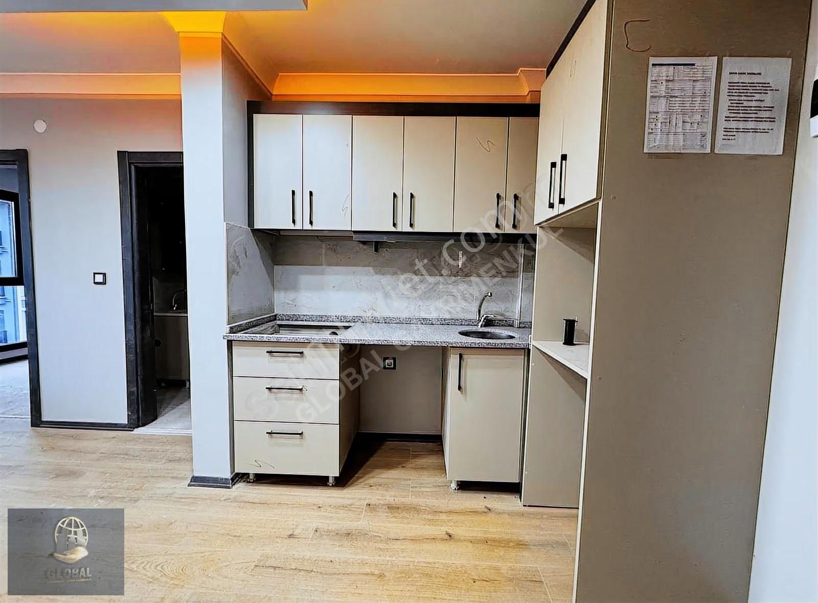 Çorlu Rumeli Mahallesi İsmet Paşa Bulvarında Havuzlu Sitede 1+1 - Görsel 5