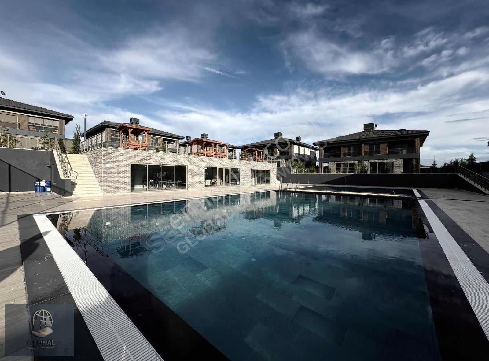 Önerler Prestijin Yeni Adresi | Ultra Lüks 4+1 İkiz Villa