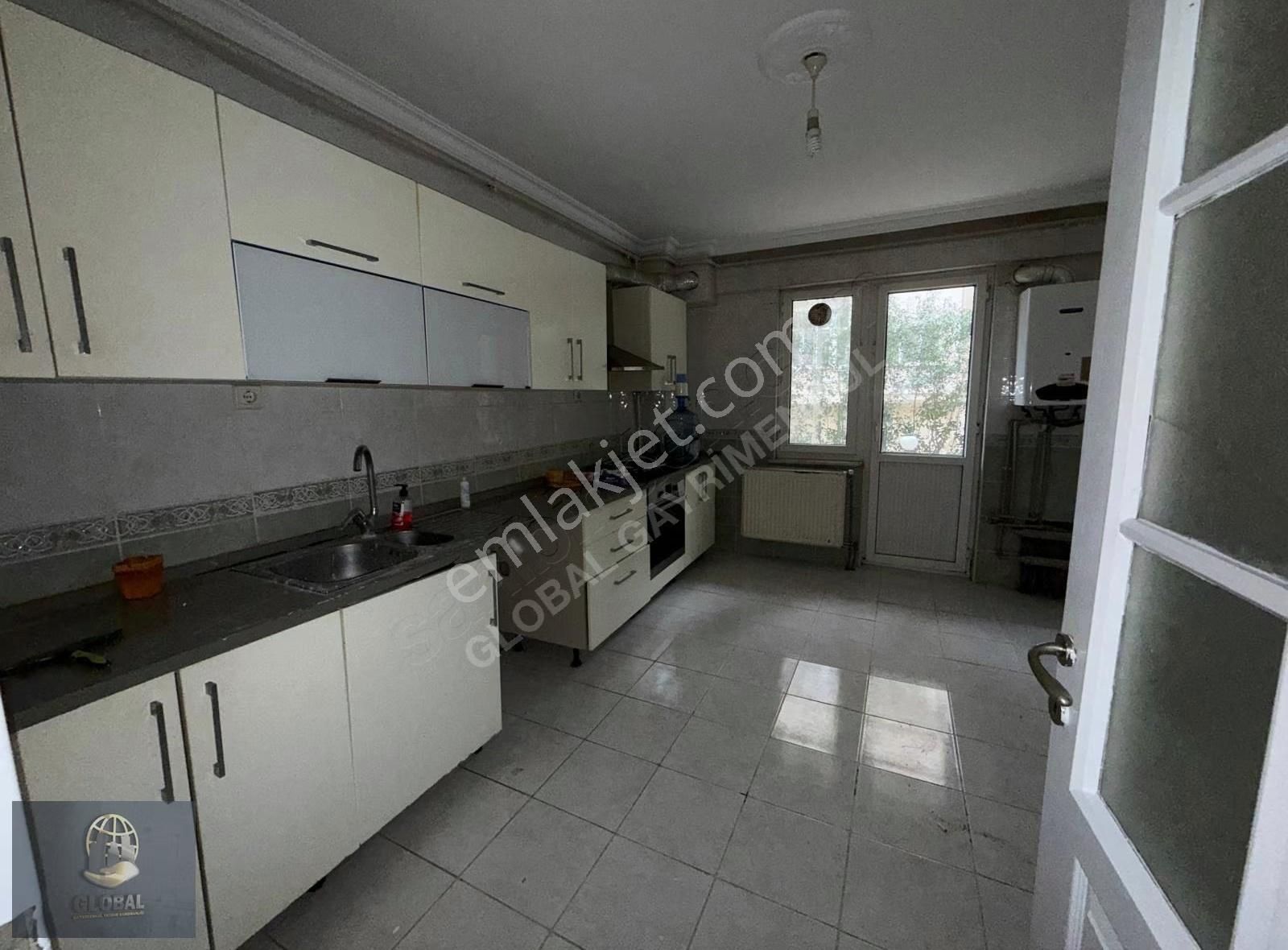 Çorlu Emlaklarda Çağdaşkentte 4+1 Kiralık Daire