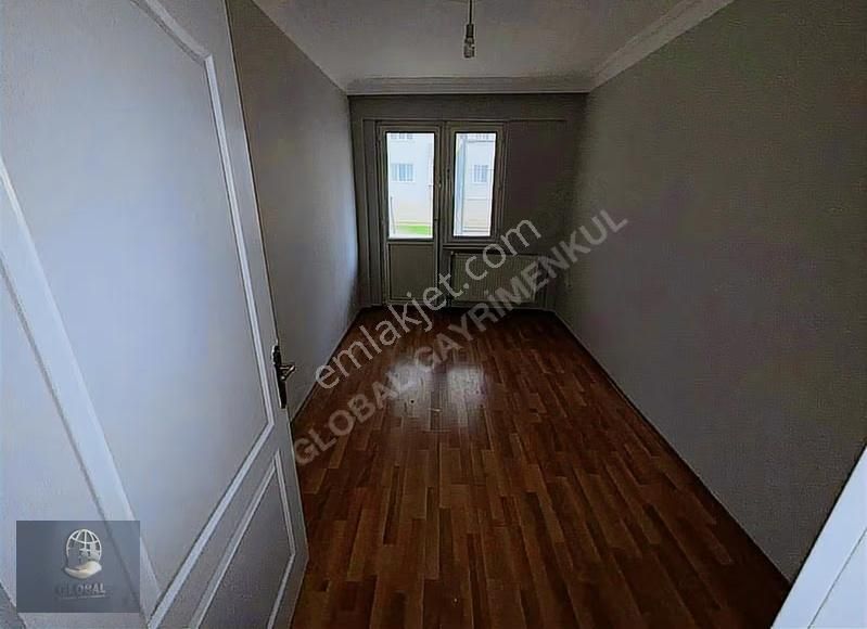 Çorlu Emlaklarda Çağdaşkentte 4+1 Kiralık Daire - Görsel 16