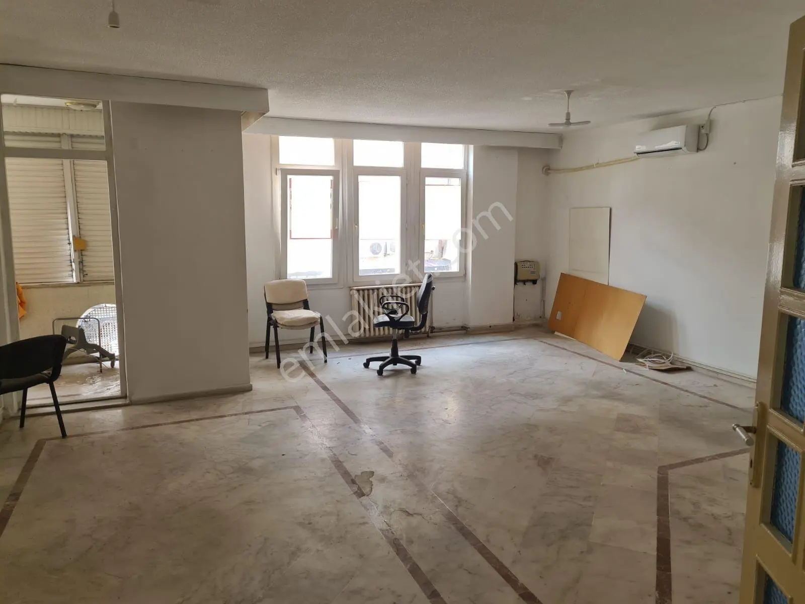 Reşatbey Mah.cadde Üzeri 4+1+k.mutfak Kiralık İşyeri..... - Görsel 7
