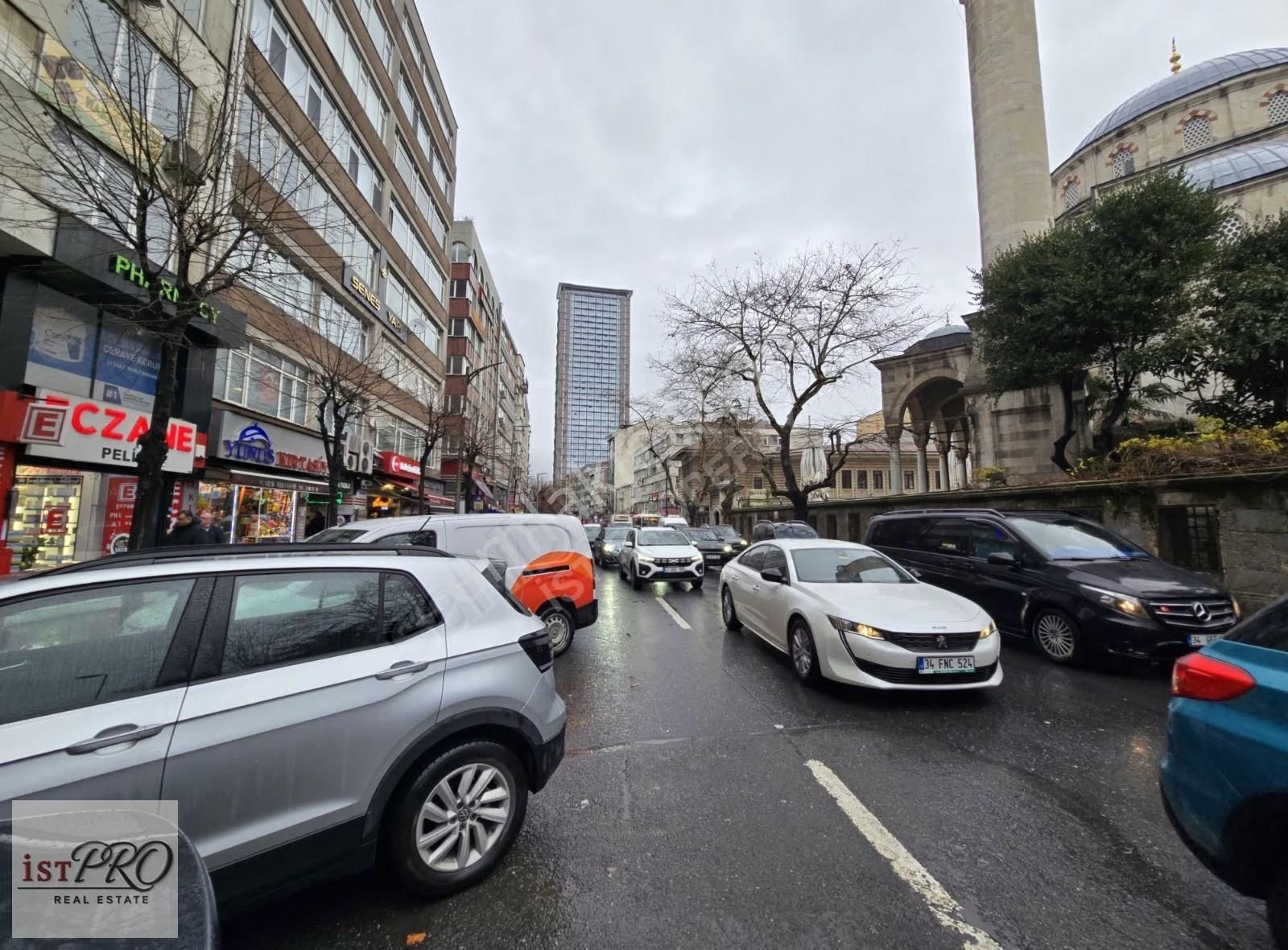 Şişli Abide-i Hürriyet'te, Cadde Üzeri, Çift Banyolu Ve Klimalı - Görsel 22