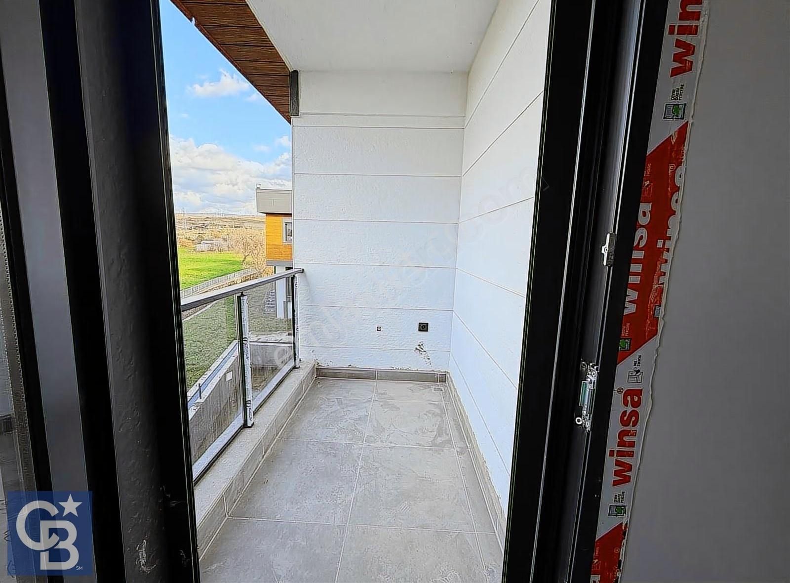 Şakran Merkez'de 3+1 Geniş Triplex Havuzlu Villa - Görsel 29