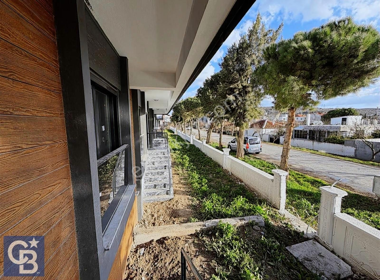 Şakran Merkez'de 3+1 Geniş Triplex Havuzlu Villa - Görsel 15
