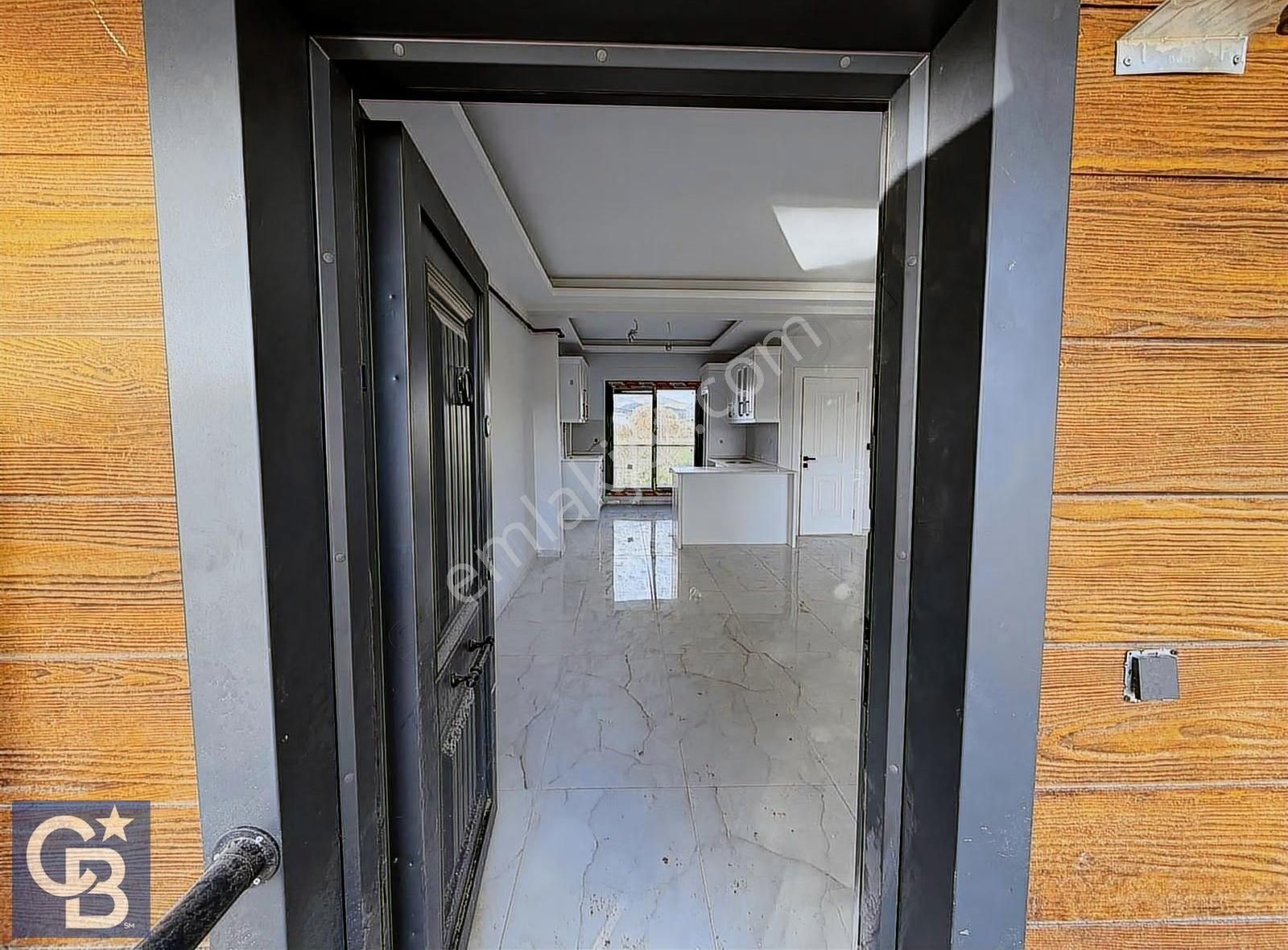 Şakran Merkez'de 3+1 Geniş Triplex Havuzlu Villa - Görsel 34