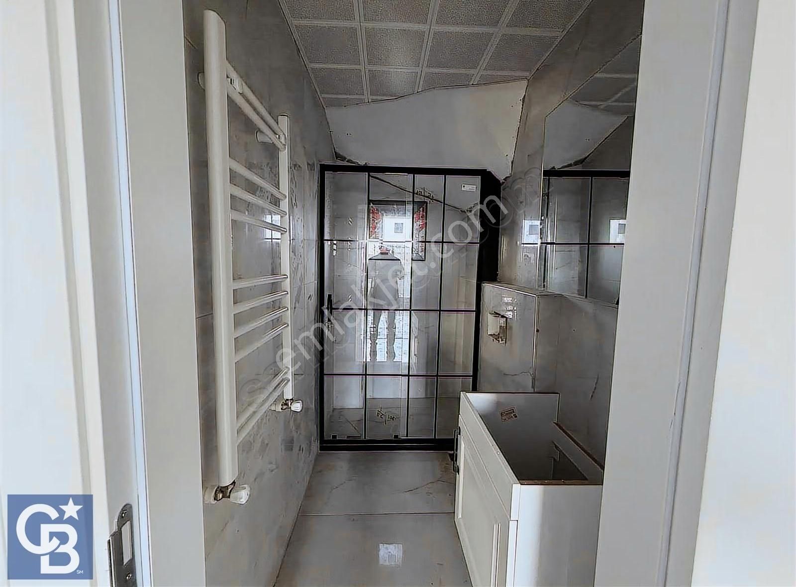 Şakran Merkez'de 3+1 Geniş Triplex Havuzlu Villa - Görsel 7