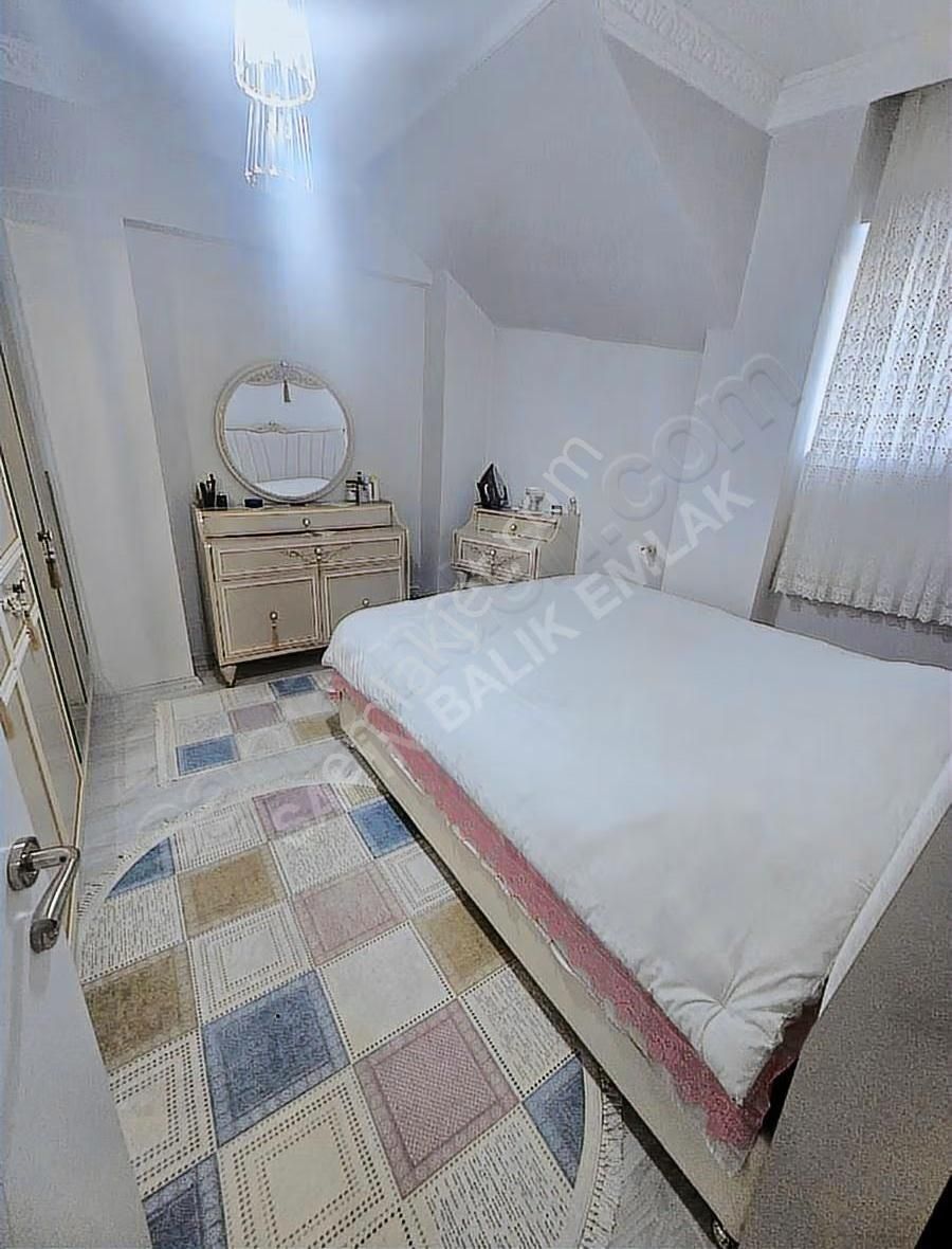 Şahininşaat..bakımlı Yeni Tadilatlı Merkezi Konumda Balkonlu 2+1 - Görsel 22