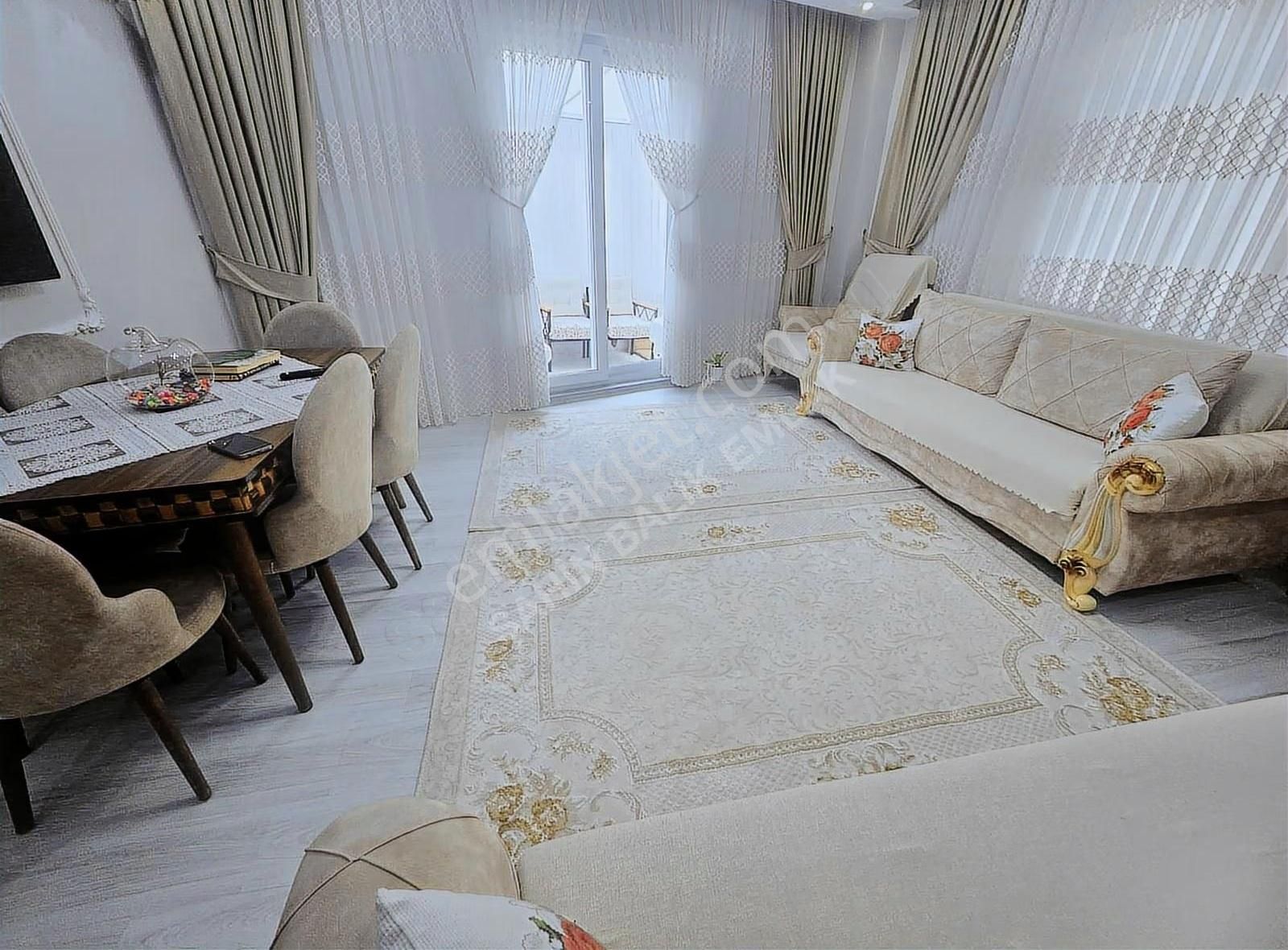 Şahininşaat..bakımlı Yeni Tadilatlı Merkezi Konumda Balkonlu 2+1 - Görsel 14