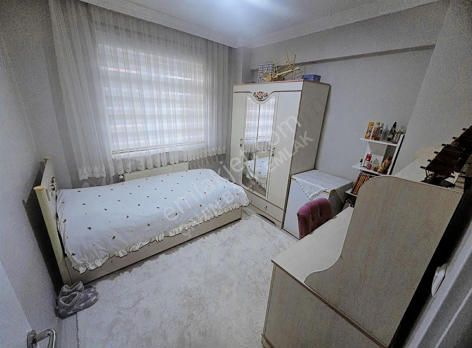 Şahininşaat..bakımlı Yeni Tadilatlı Merkezi Konumda Balkonlu 2+1 - Görsel 31