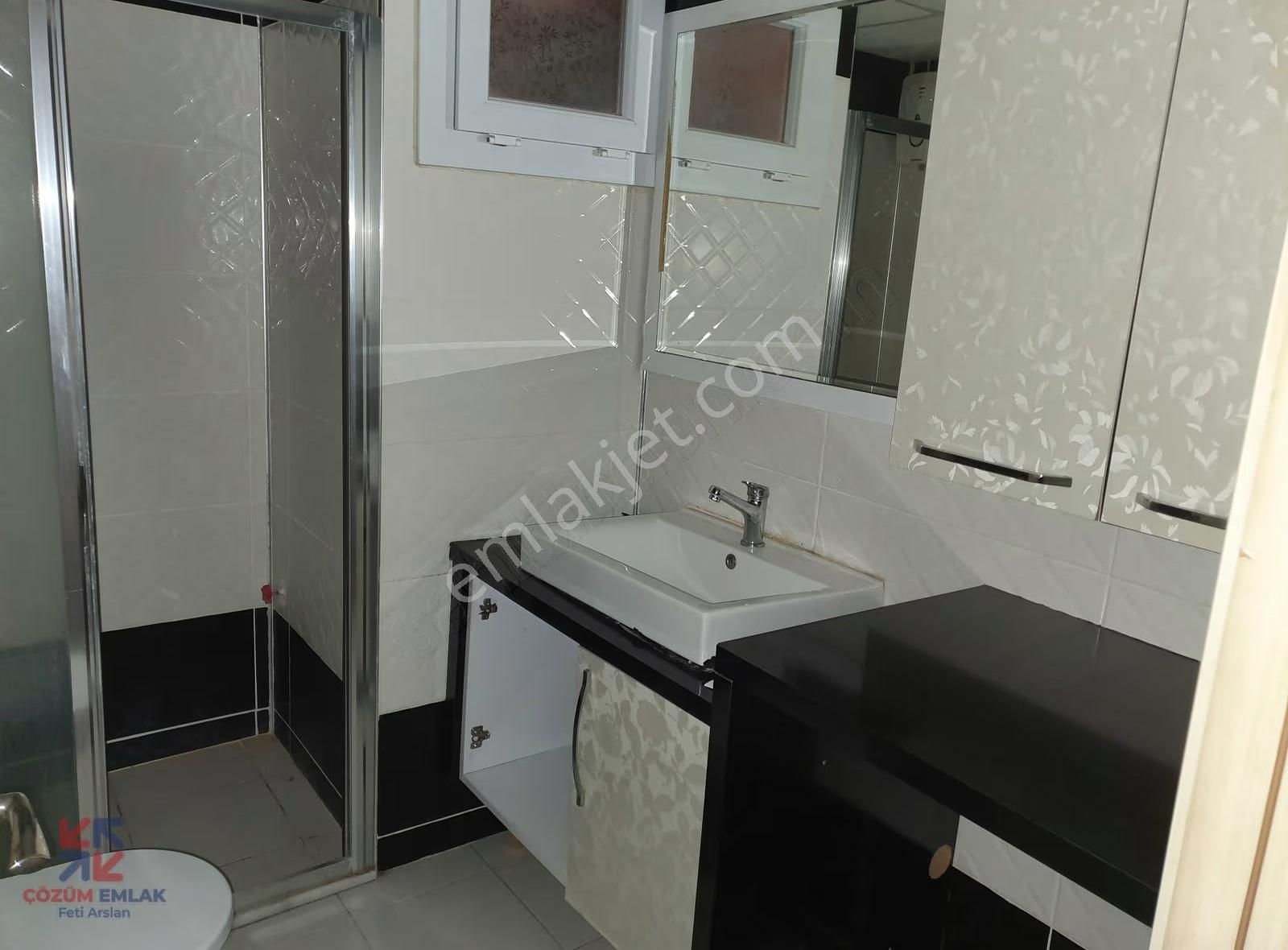 Buca Atatürk De Kampüse Yürüme Mesafesinde Kombili 1 +1 - Görsel 3