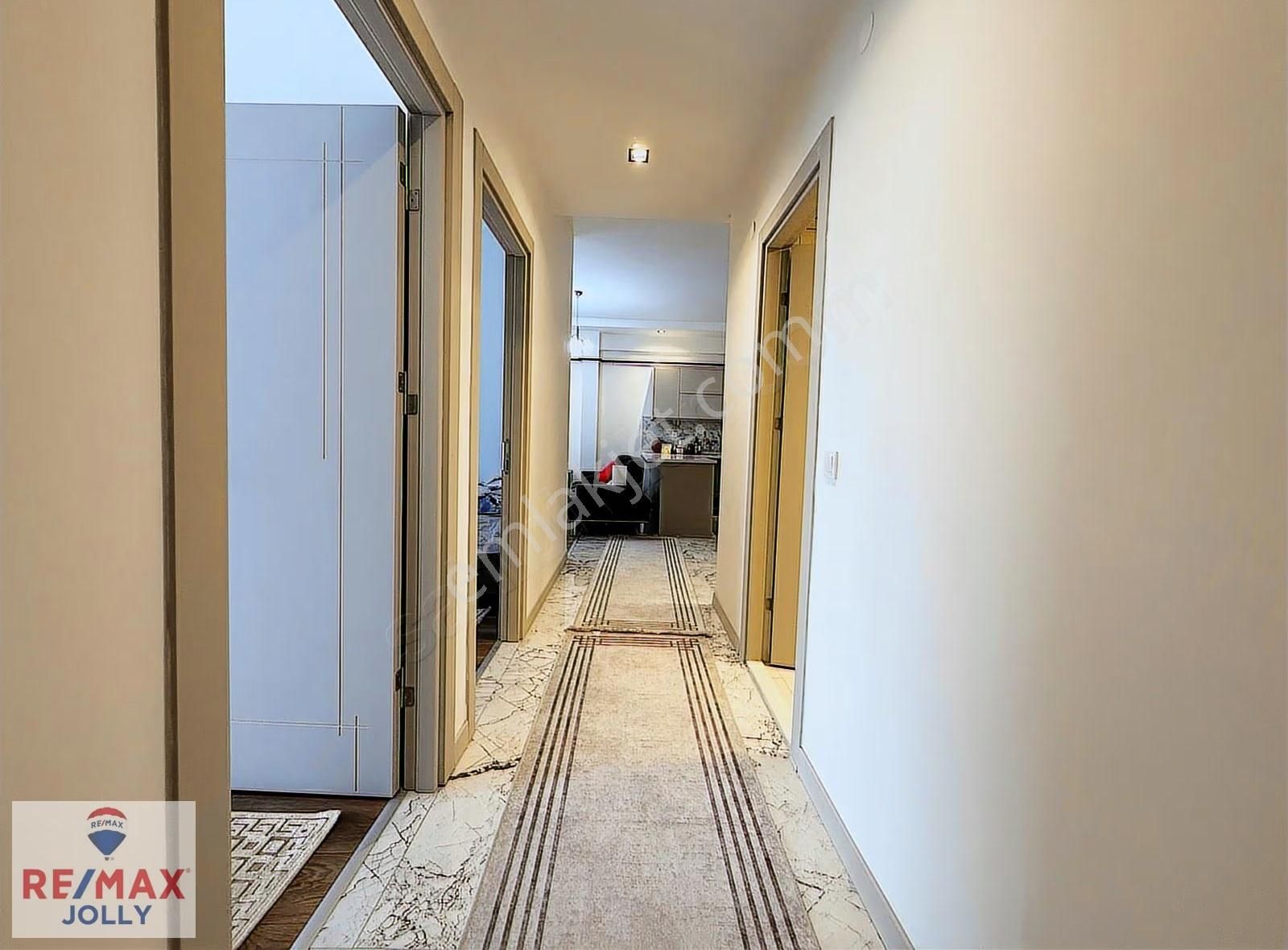 Acil Fırsat İzev Moon Bornova Havuz Cepheli 3+1 Arakat Daire - Görsel 4