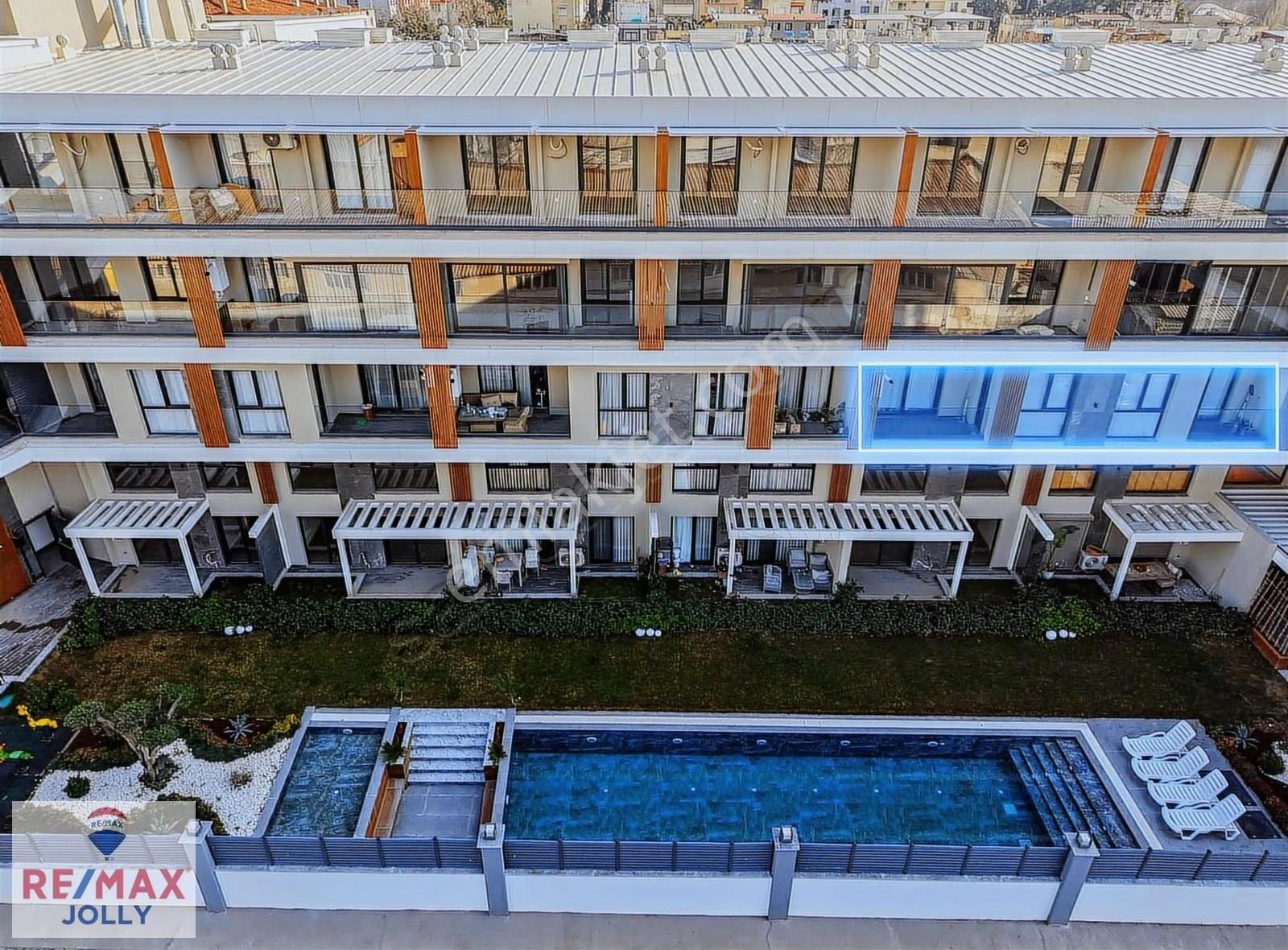 Acil Fırsat İzev Moon Bornova Havuz Cepheli 3+1 Arakat Daire - Görsel 8