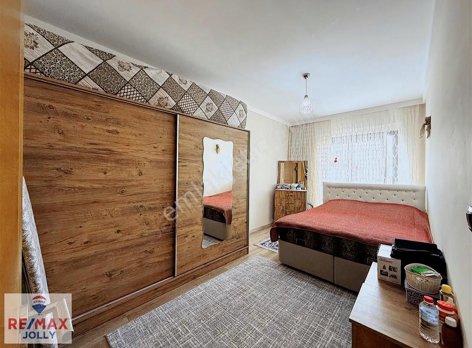 Buca Otoban Batı Çıkışı Havuzlu Site Fırsat Daire - Görsel 8