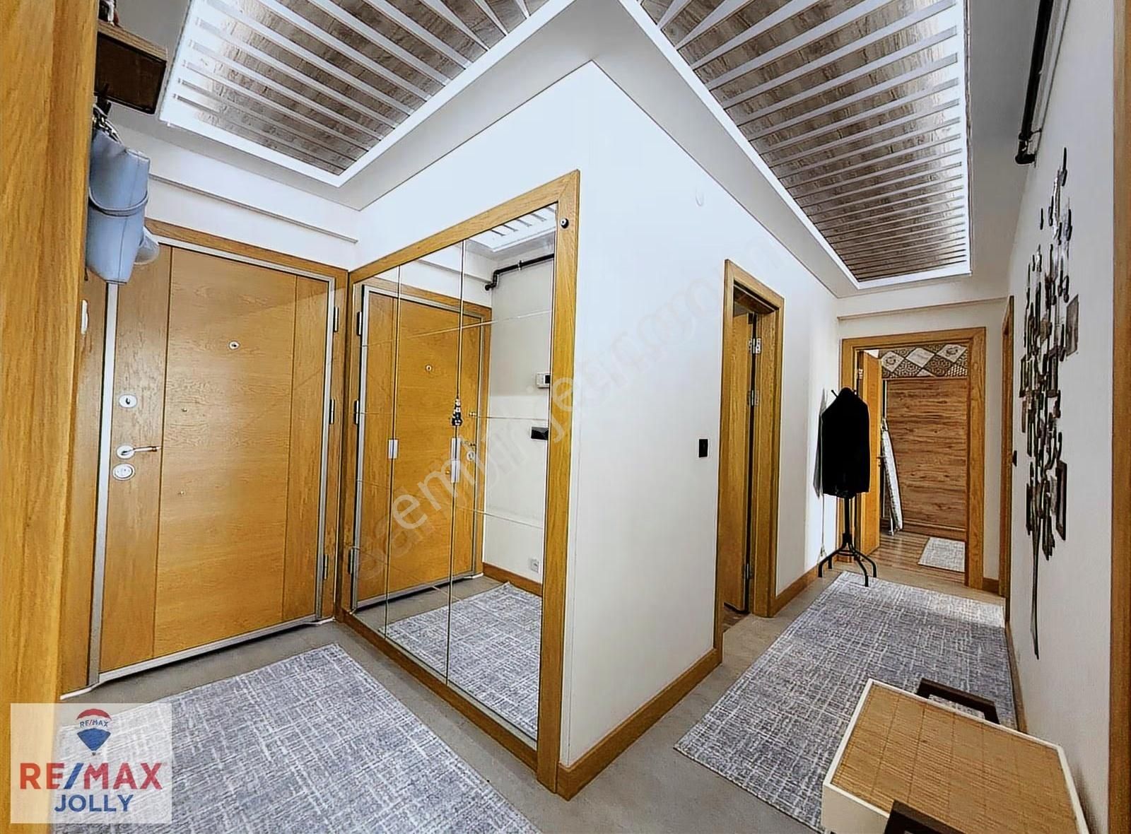 Buca Otoban Batı Çıkışı Havuzlu Site Fırsat Daire - Görsel 10