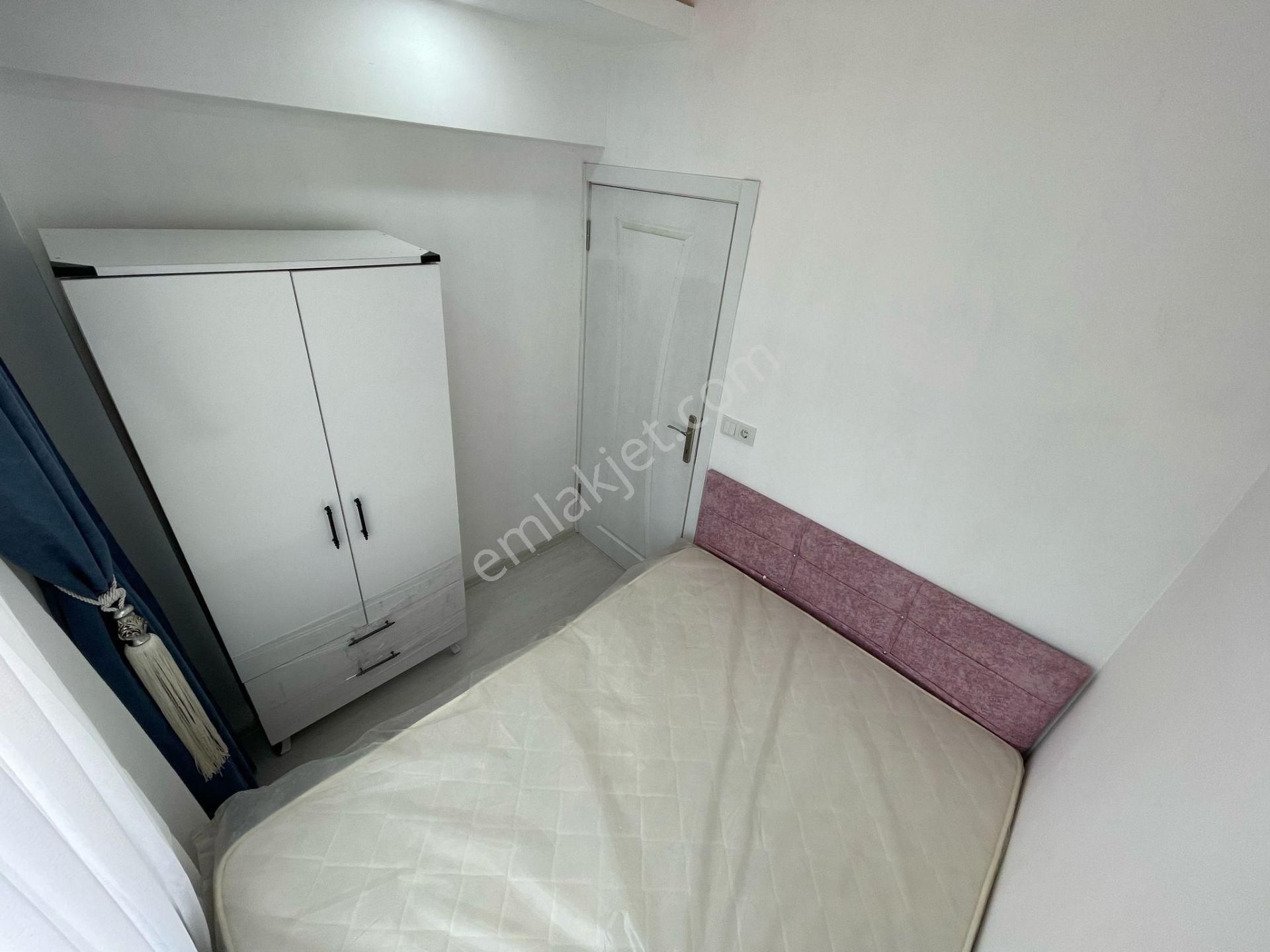 Özmecaz'dan Kınıklı'da Üniversite Yürüme Mesafesin'de 2+1 Arakat Full Eşyalı Lüks Apart - Görsel 5