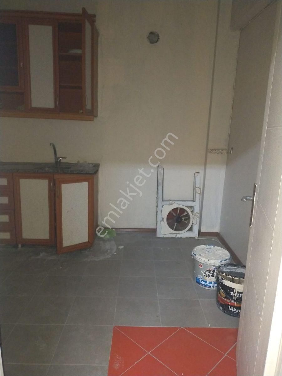 Gaziosmanpaşa Sanayi Bölgesinde 3 Kat Satılık Dükkan - Görsel 6