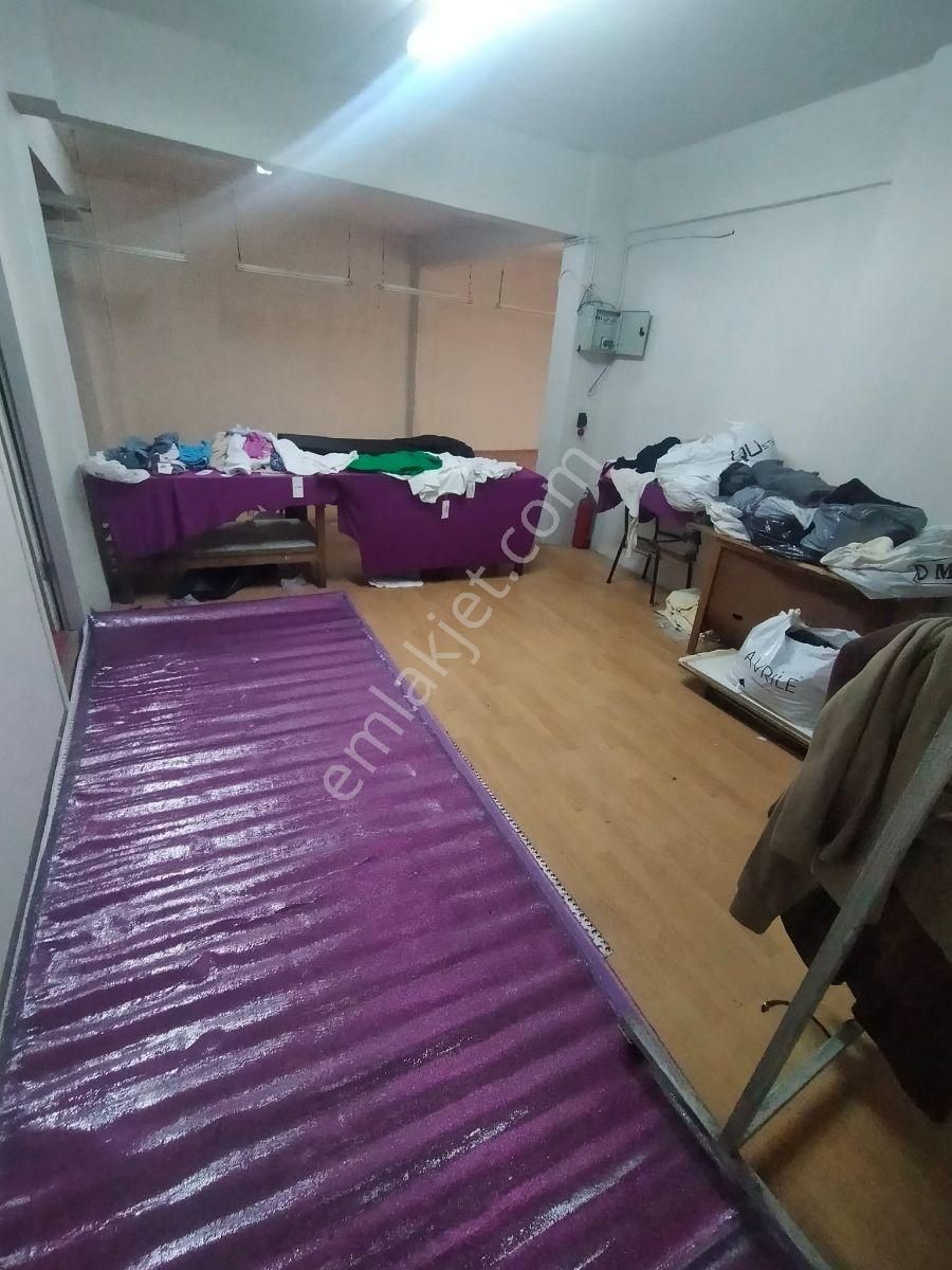 Gaziosmanpaşa Sanayi Bölgesinde 3 Kat Satılık Dükkan - Görsel 5