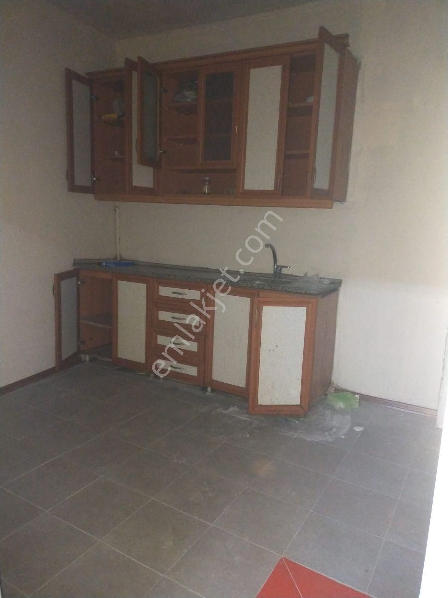 Gaziosmanpaşa Sanayi Bölgesinde 3 Kat Satılık Dükkan - Görsel 3