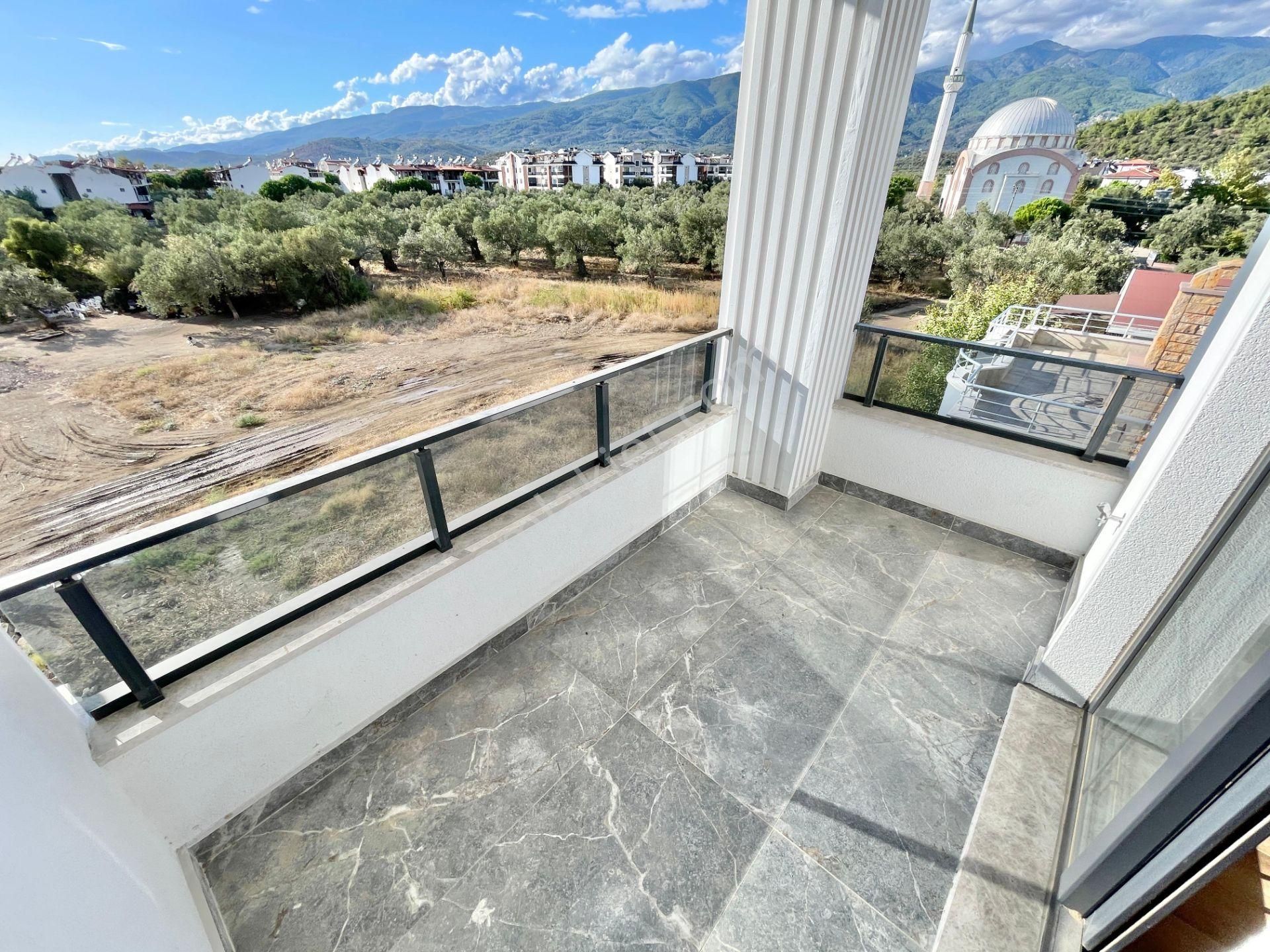 Berkay Demirel'den Akçayda Yerden Isıtma Geniş Balkon 2+1 Daire