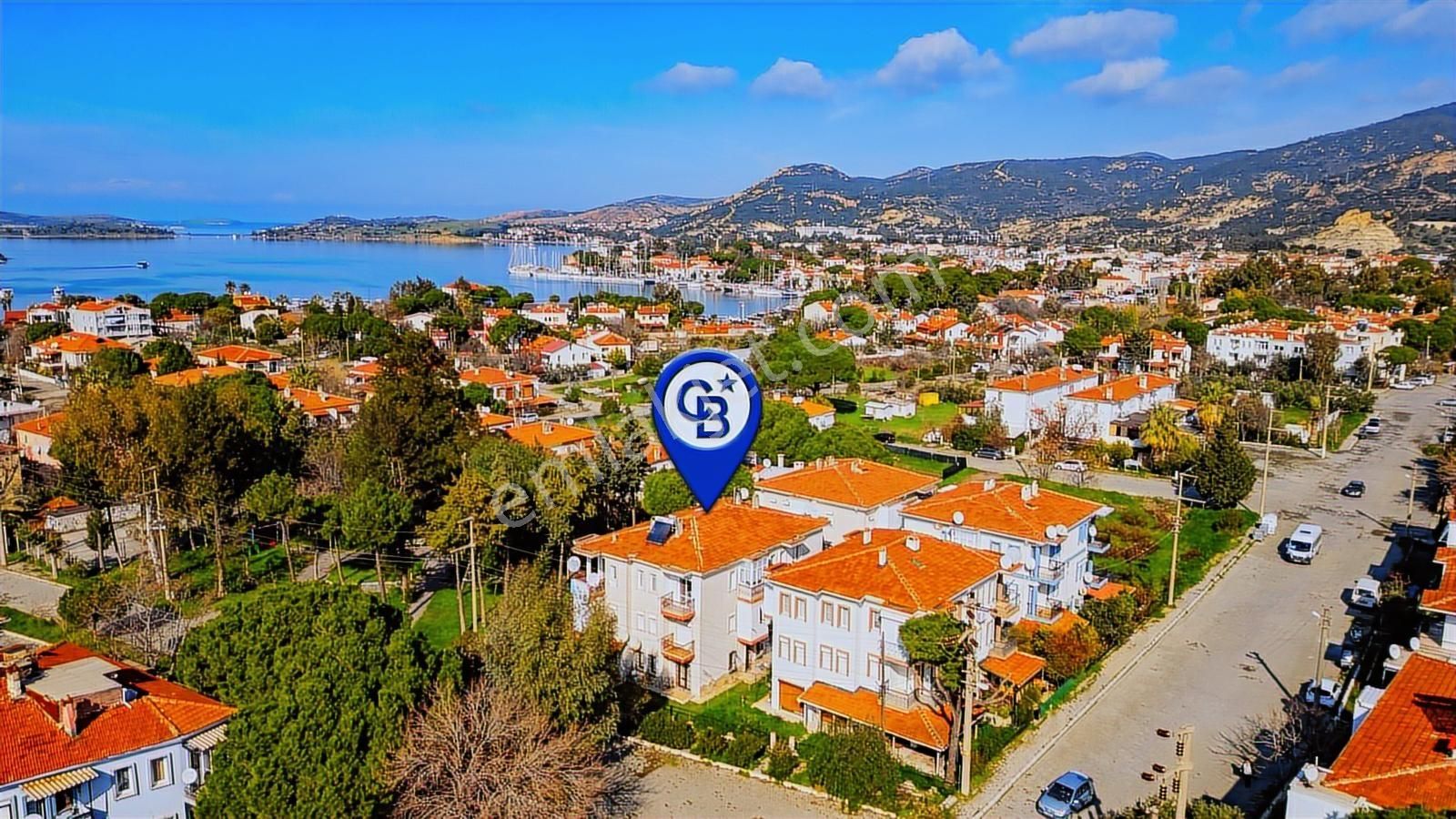 Foça Atatürk Mah. Satılık Tadilatlı 3+1 Daire