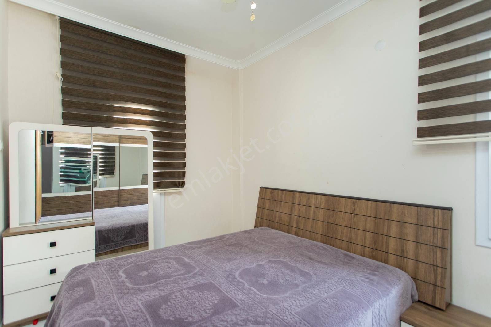 Foça Atatürk Mah. Satılık Tadilatlı 3+1 Daire - Görsel 27