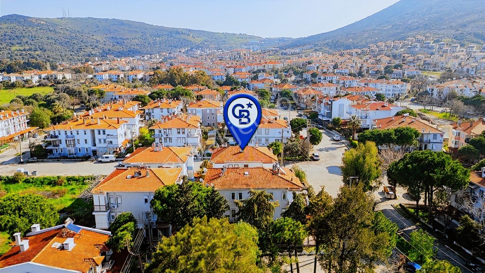 Foça Atatürk Mah. Satılık Tadilatlı 3+1 Daire - Görsel 14